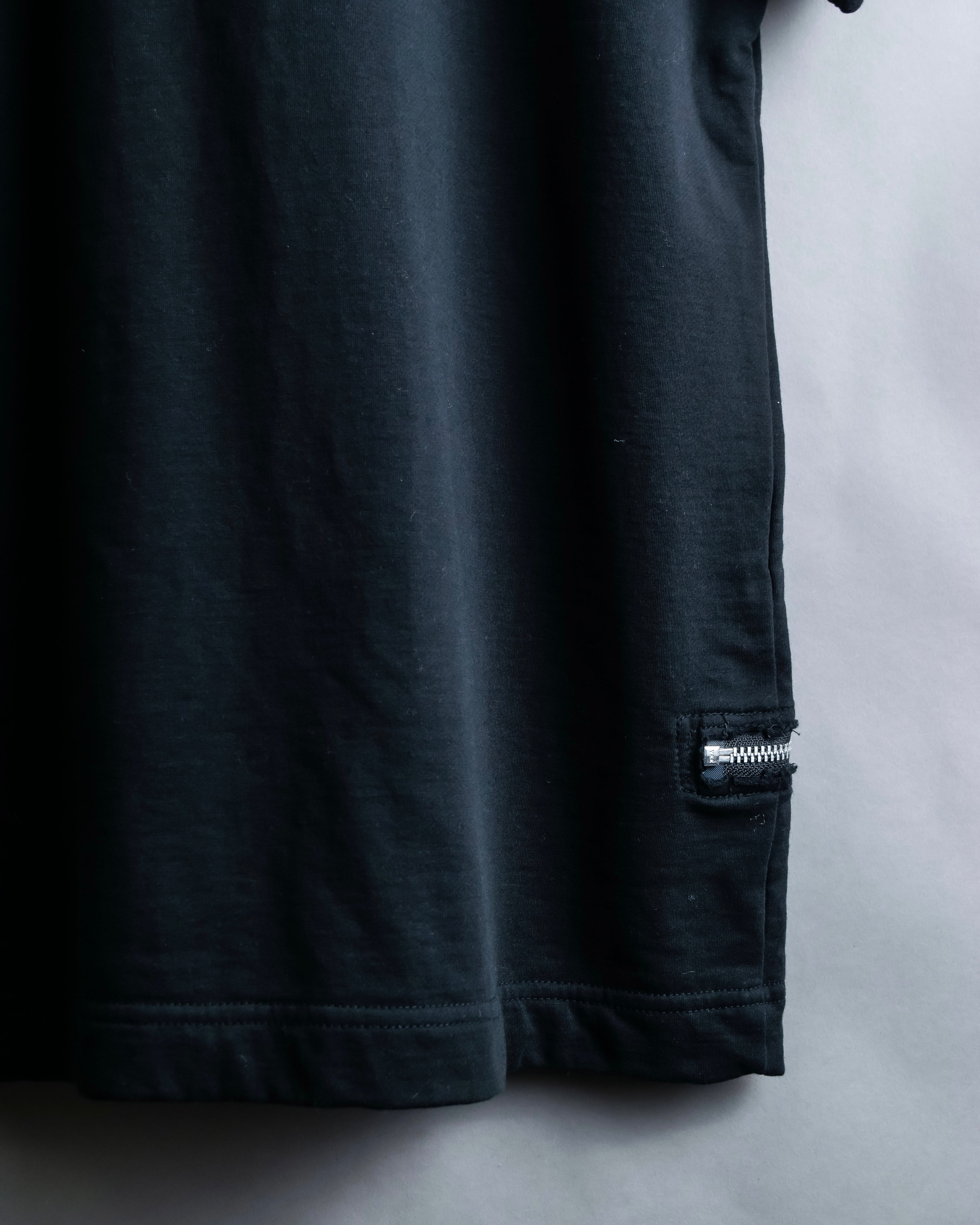 “Comme des Garçons Homme Plus” Zip attached detail T shirt