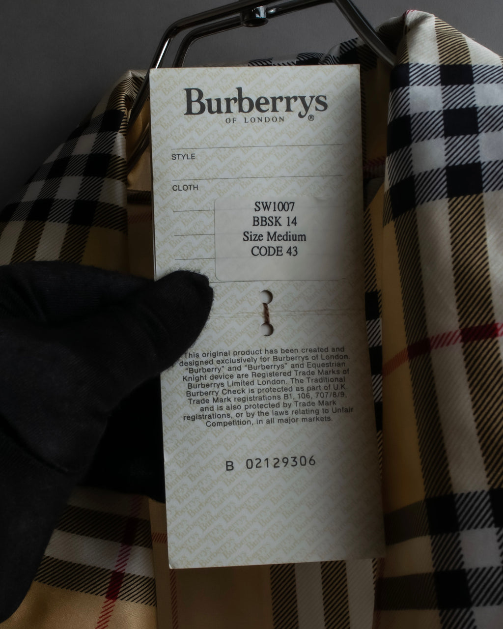 "BURBERRYS" Nova check maxi length silk gown coat