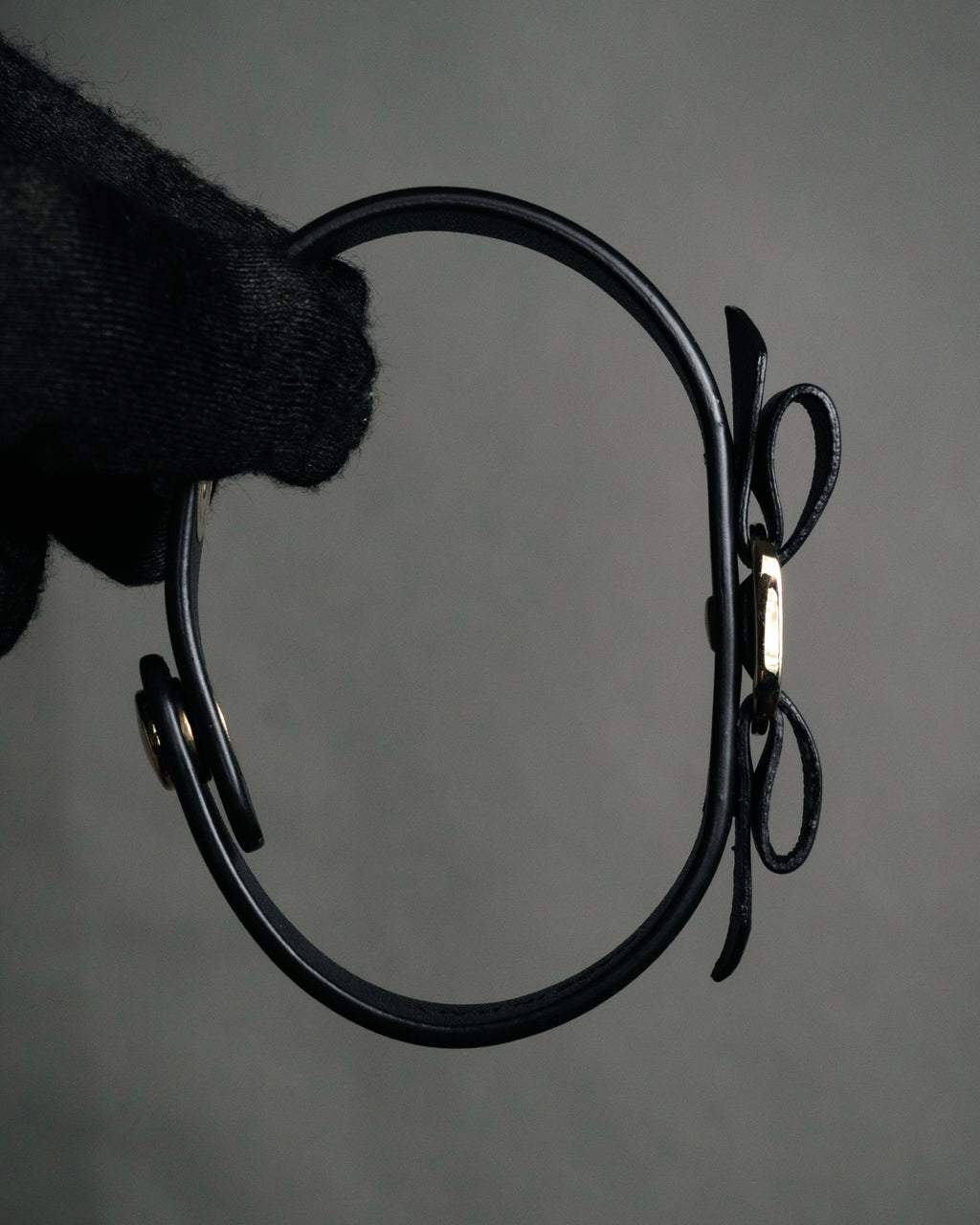 “Salvatore Ferragamo” 2010’s Vara ribbon leather bracelet