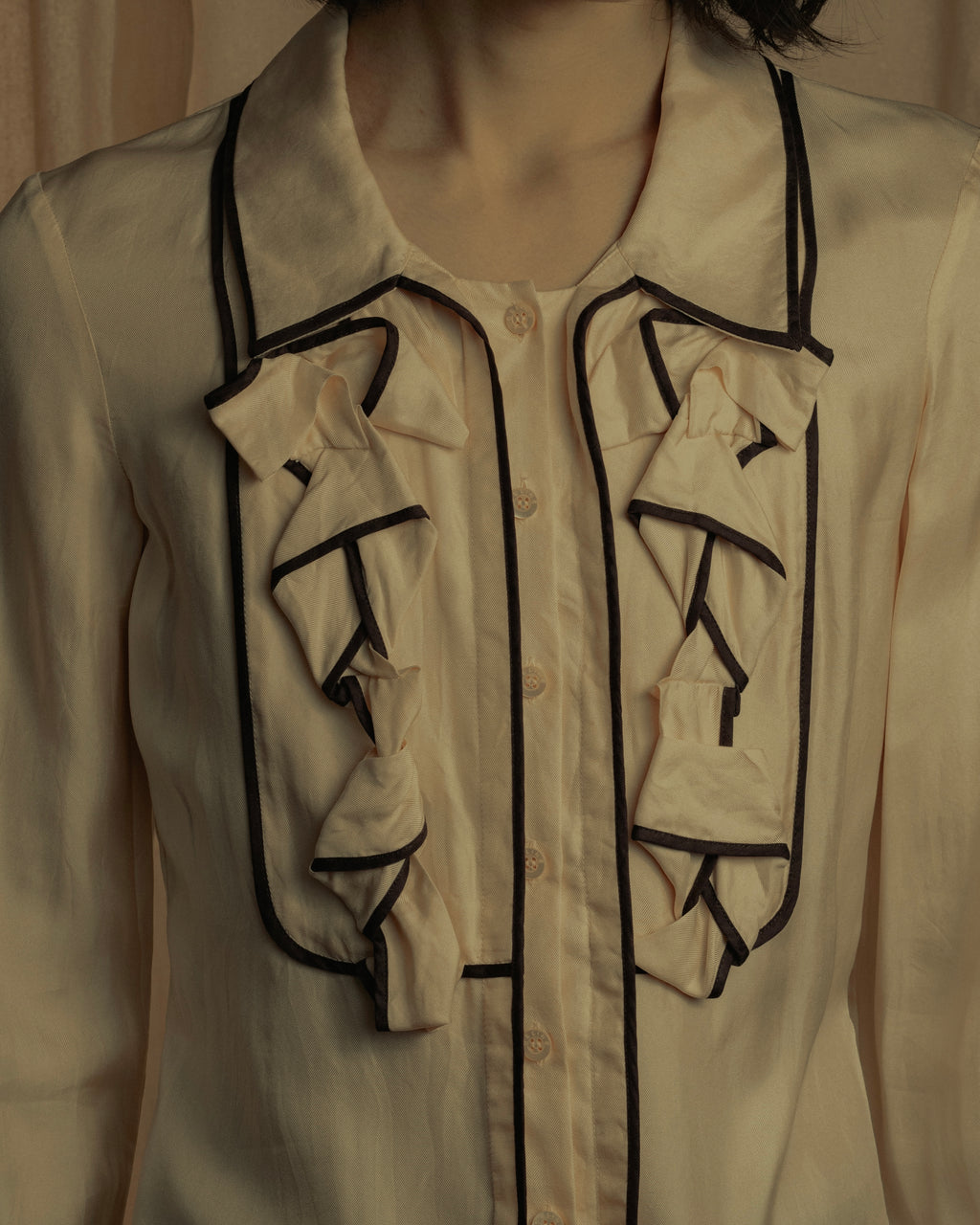 "CELINE" 00’s Piped ruffle silk blouse