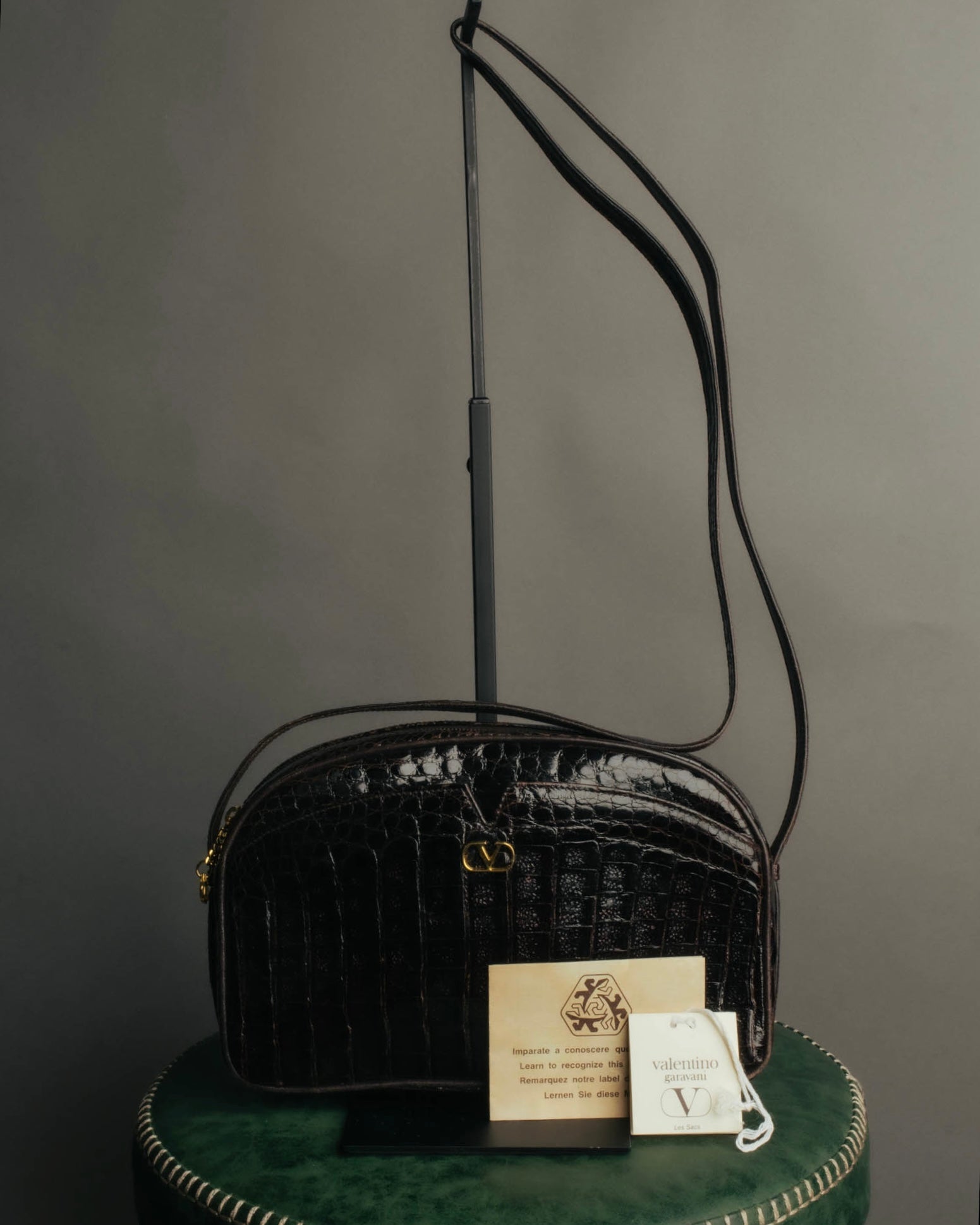 "valentino garavani" 70's-80's Vintage genuine crocodile leather shoulder bag