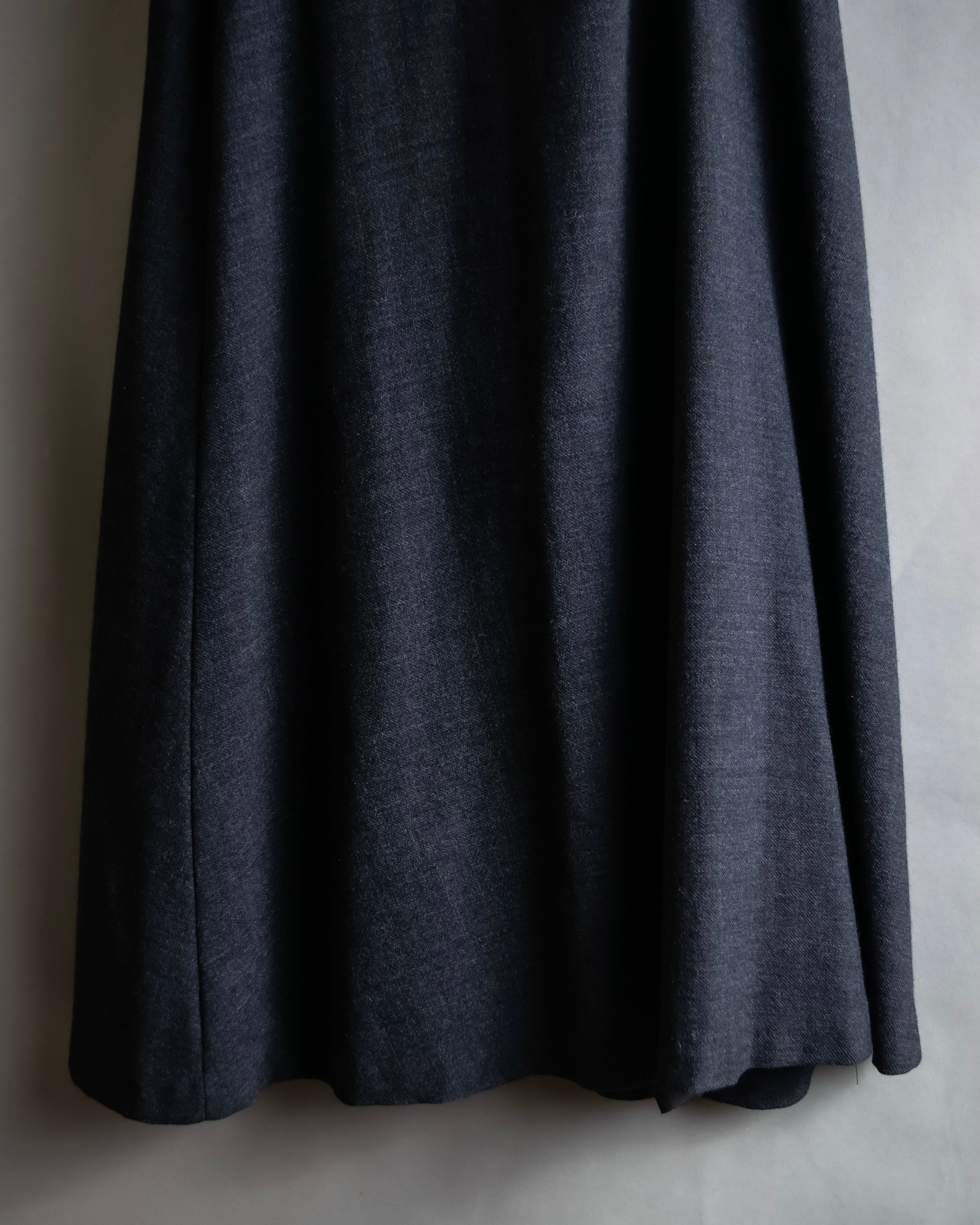 "Christian Dior" Front button design flare wool skirt