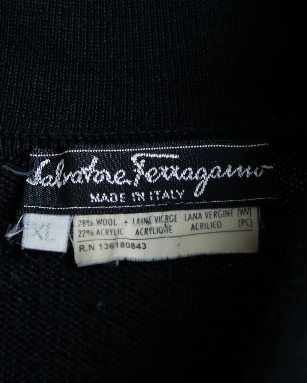 "Salvatore Ferragamo" Gancini design rayon mix cardigan