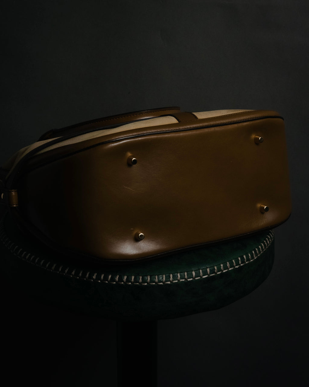 –SPECIAL– "BURBERRY"
2012 Orchard bowling bridle nubuck leather bag