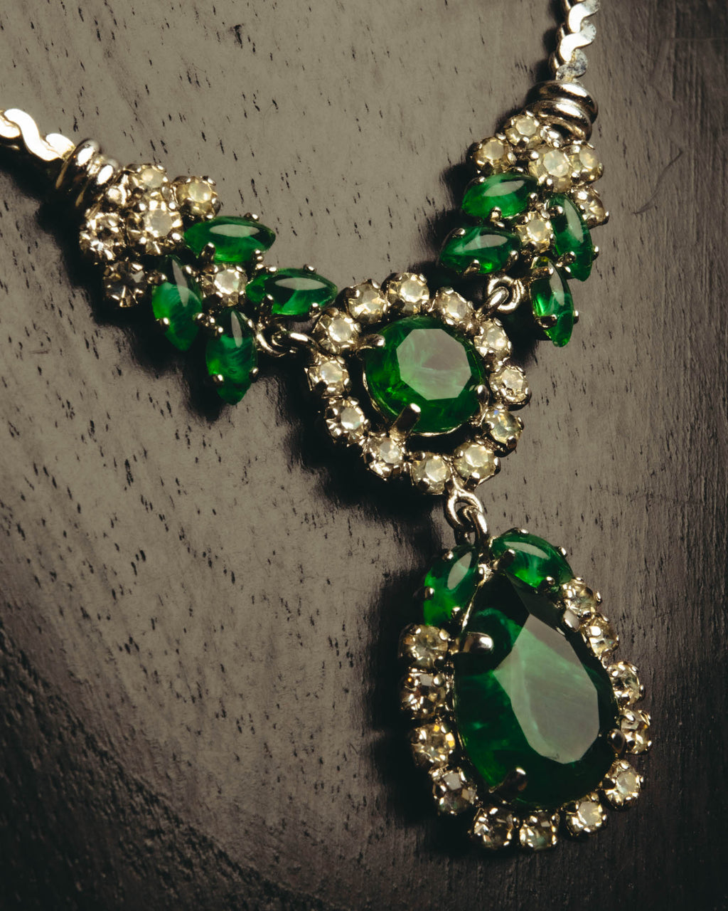 "Christian Dior" 80's-90's Emerald green pendant necklace