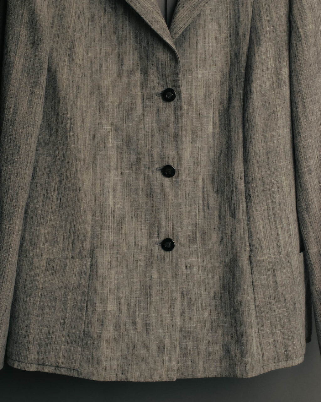 “Salvatore Ferragamo” 90’s-00’s Linen blend tailored jacket