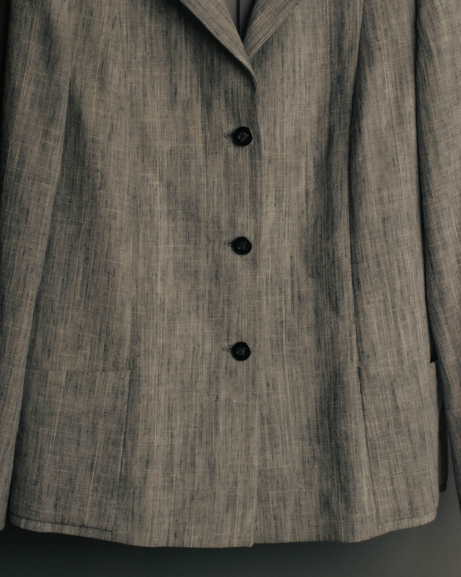 “Salvatore Ferragamo” 90’s-00’s Linen blend tailored jacket