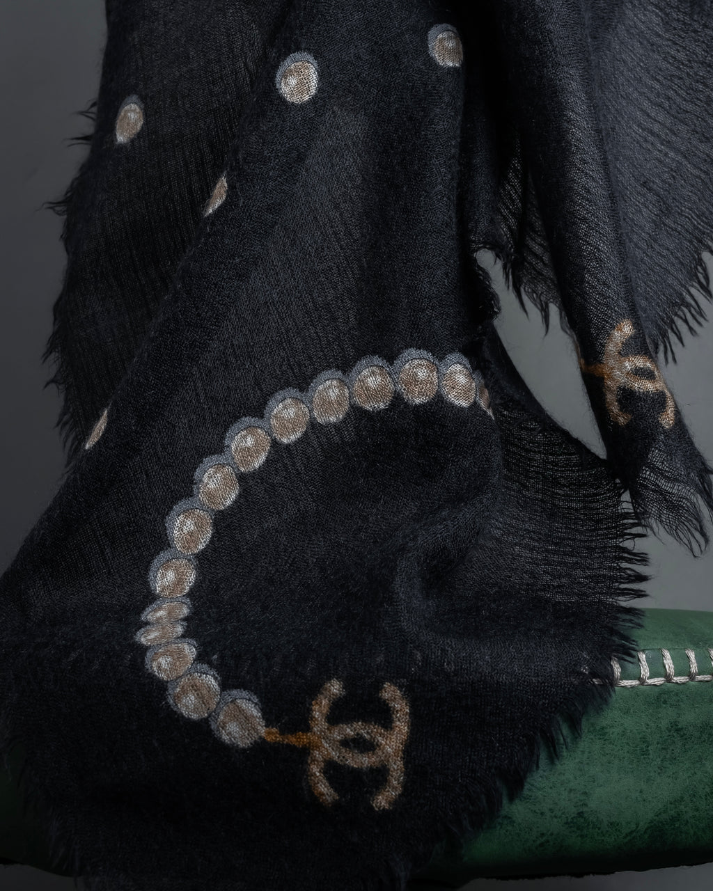 "CHANEL" Pearl fringe design gauze scarf