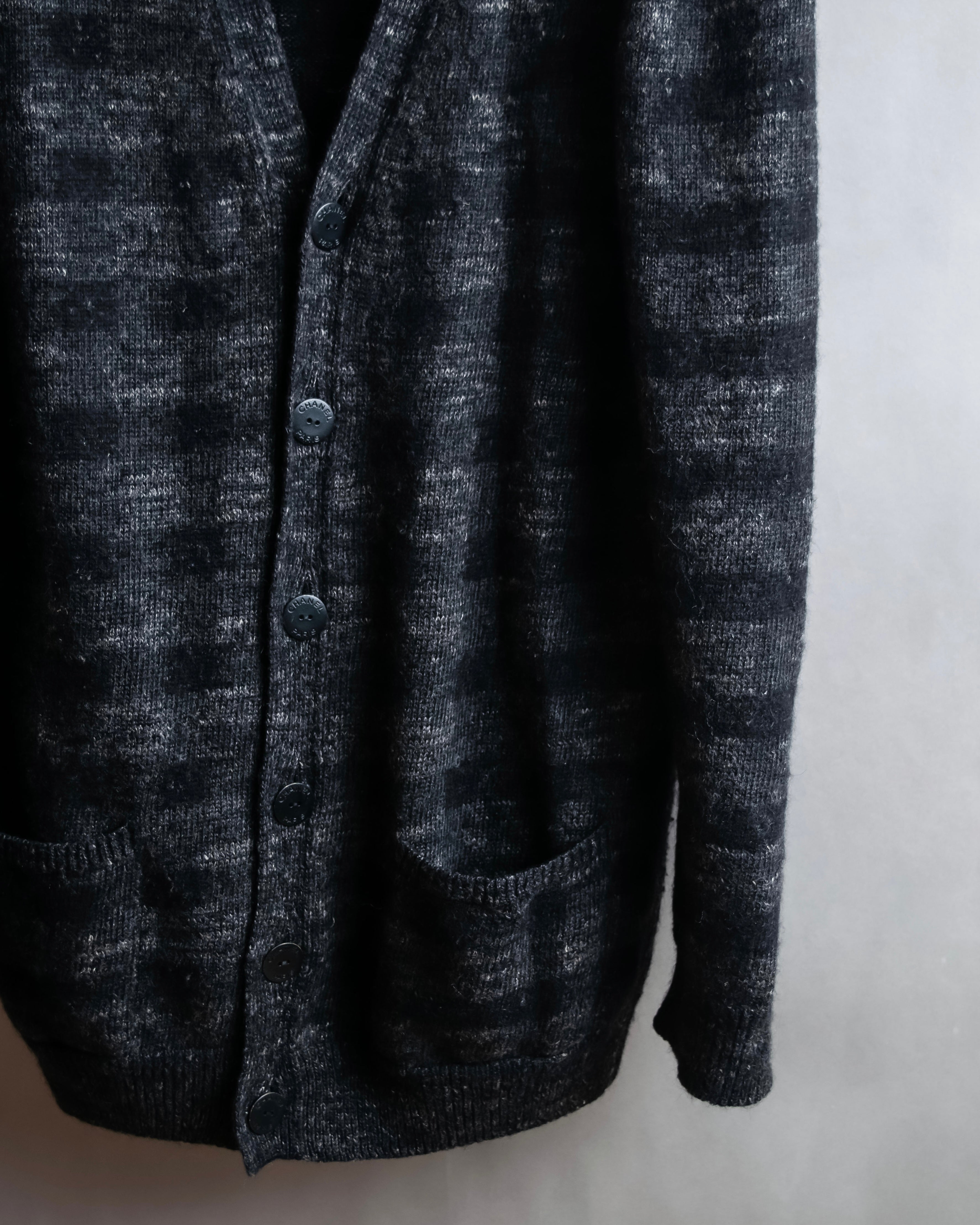 "CHANEL" Sample product hairy material light unevenness cardigan