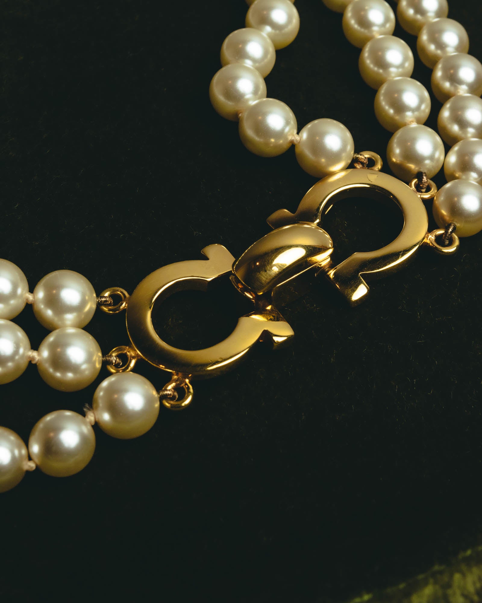 "Salvatore Ferragamo" 80's-90's Gancini three-strand pearl-style necklace