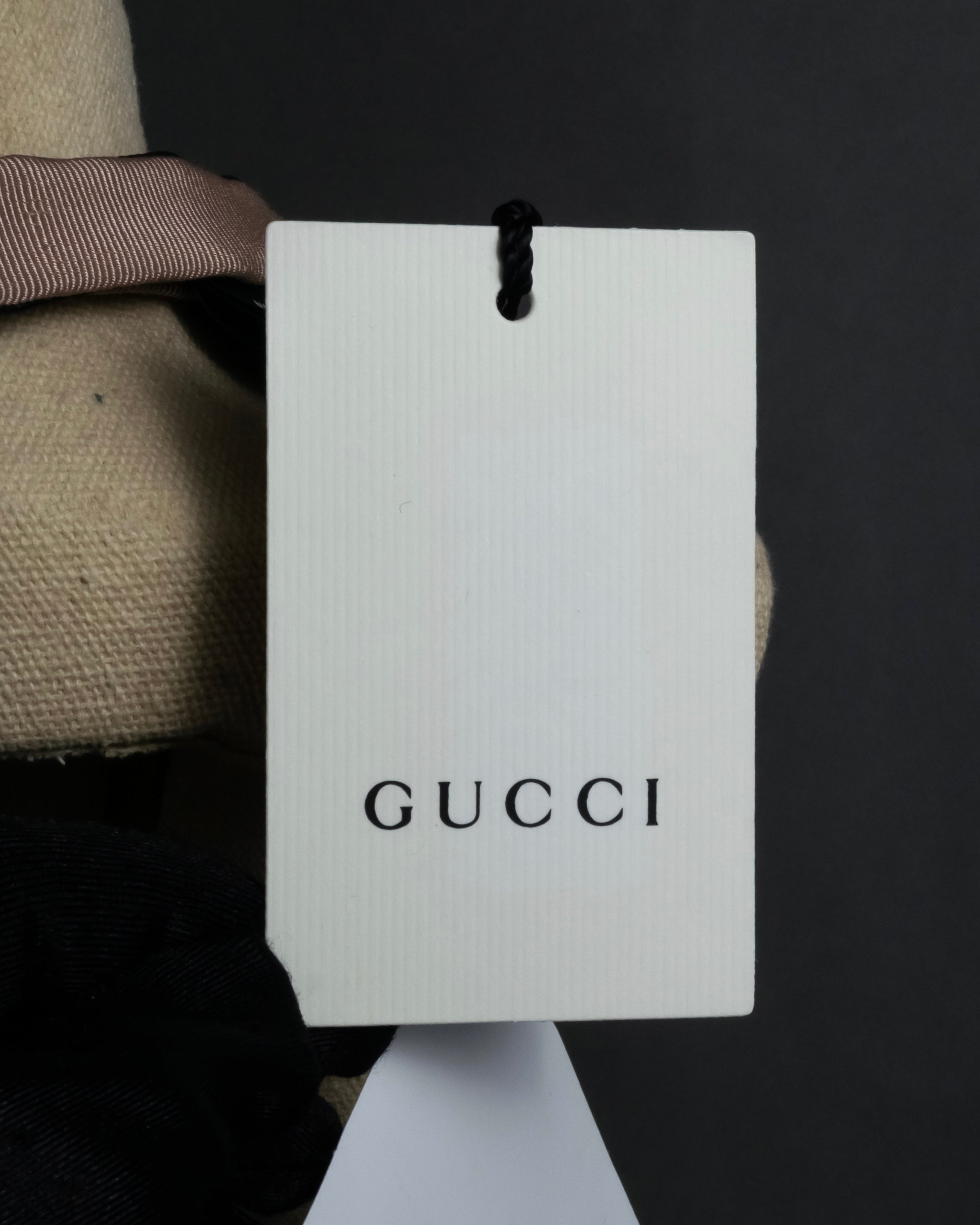 -MOOD Christmas Collections-
"GUCCI" Michele period delicate floral embroidered ribbon tie