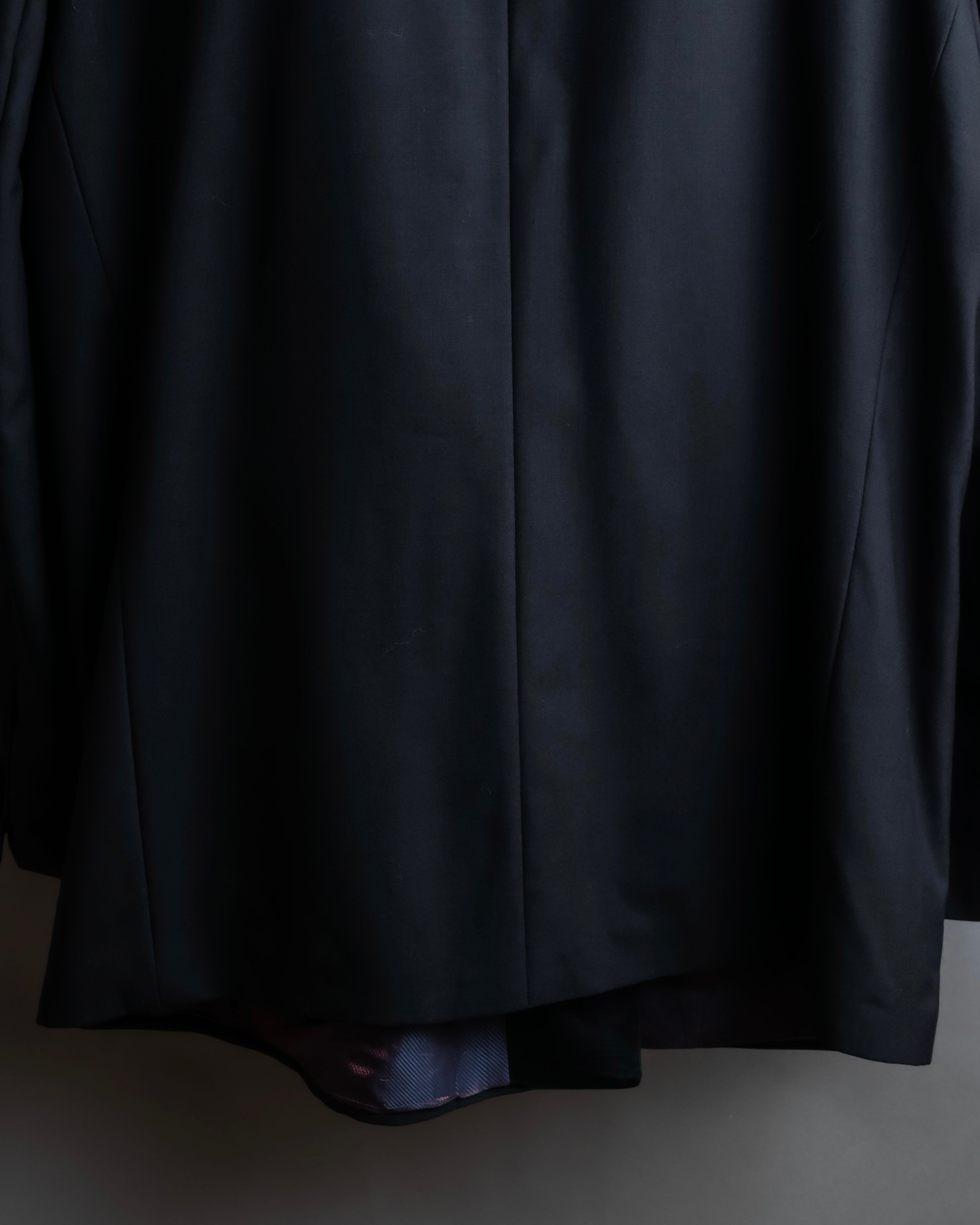 “INCOGUITO“ Shiny peak lapel double breasted tailored jacket