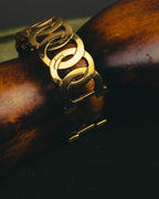 “Salvatore Ferragamo” 90’s-00’s Gancini motif gold bangle