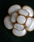 “VETEMENTS” 2017-2021 Archive-referenced mother of pearl flower brooch