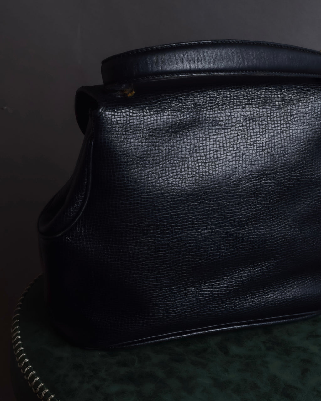 "Christian Dior" Vintage logo design leather hand bag