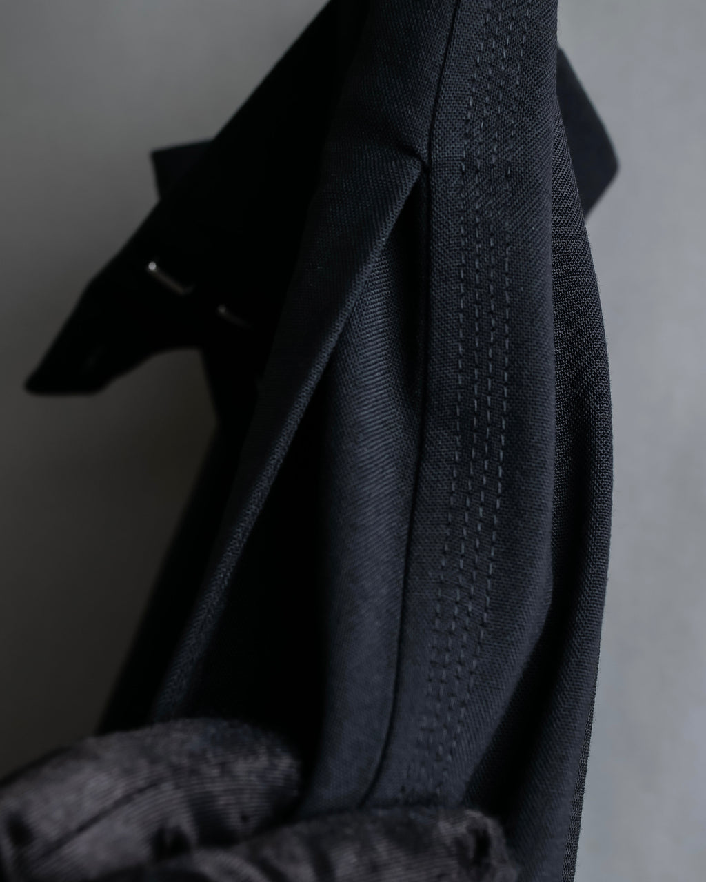 "LOEWE" Deep pleat tapered draped slacks