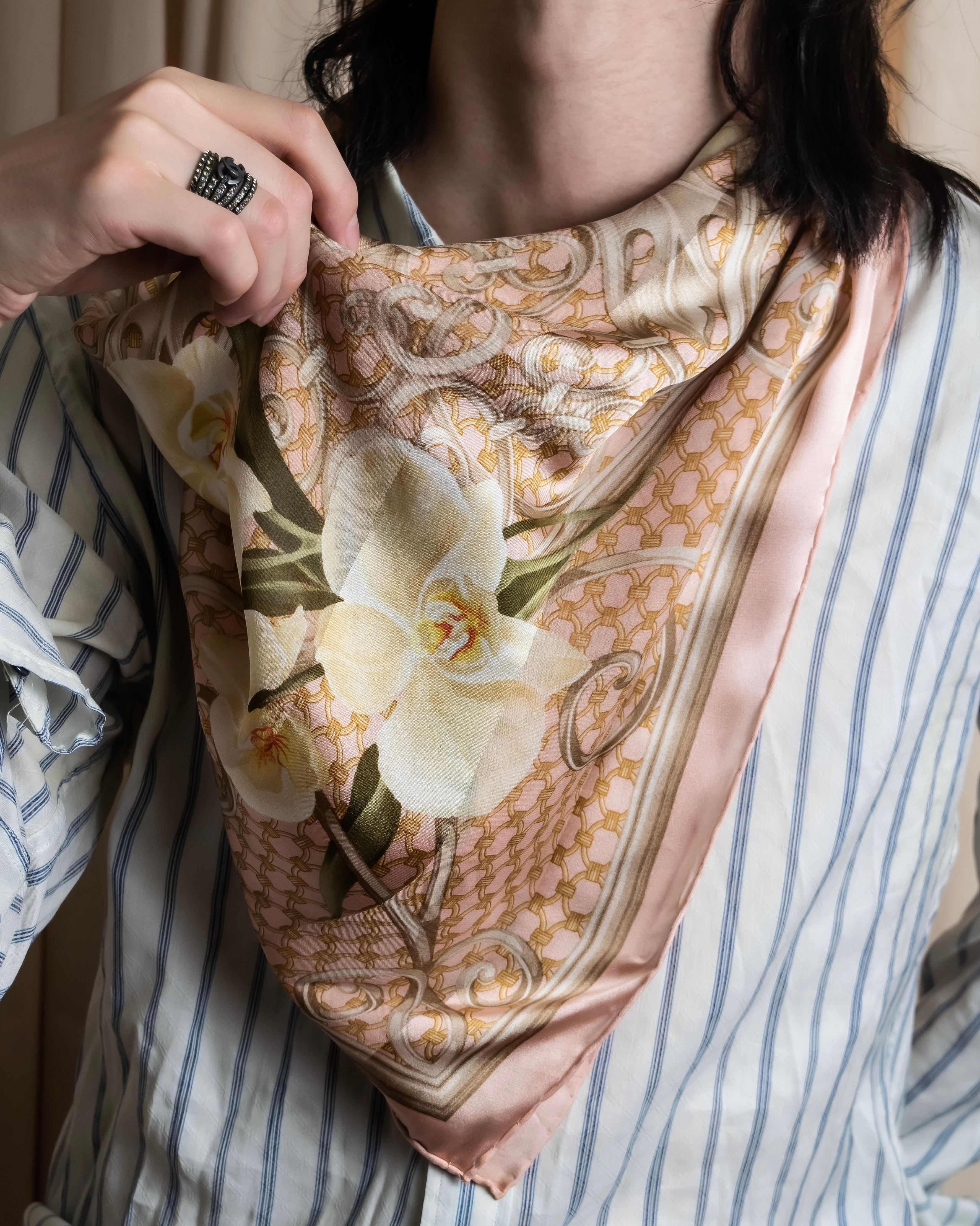 "Christian Dior" Geometric＆arabesque motif silk scarf