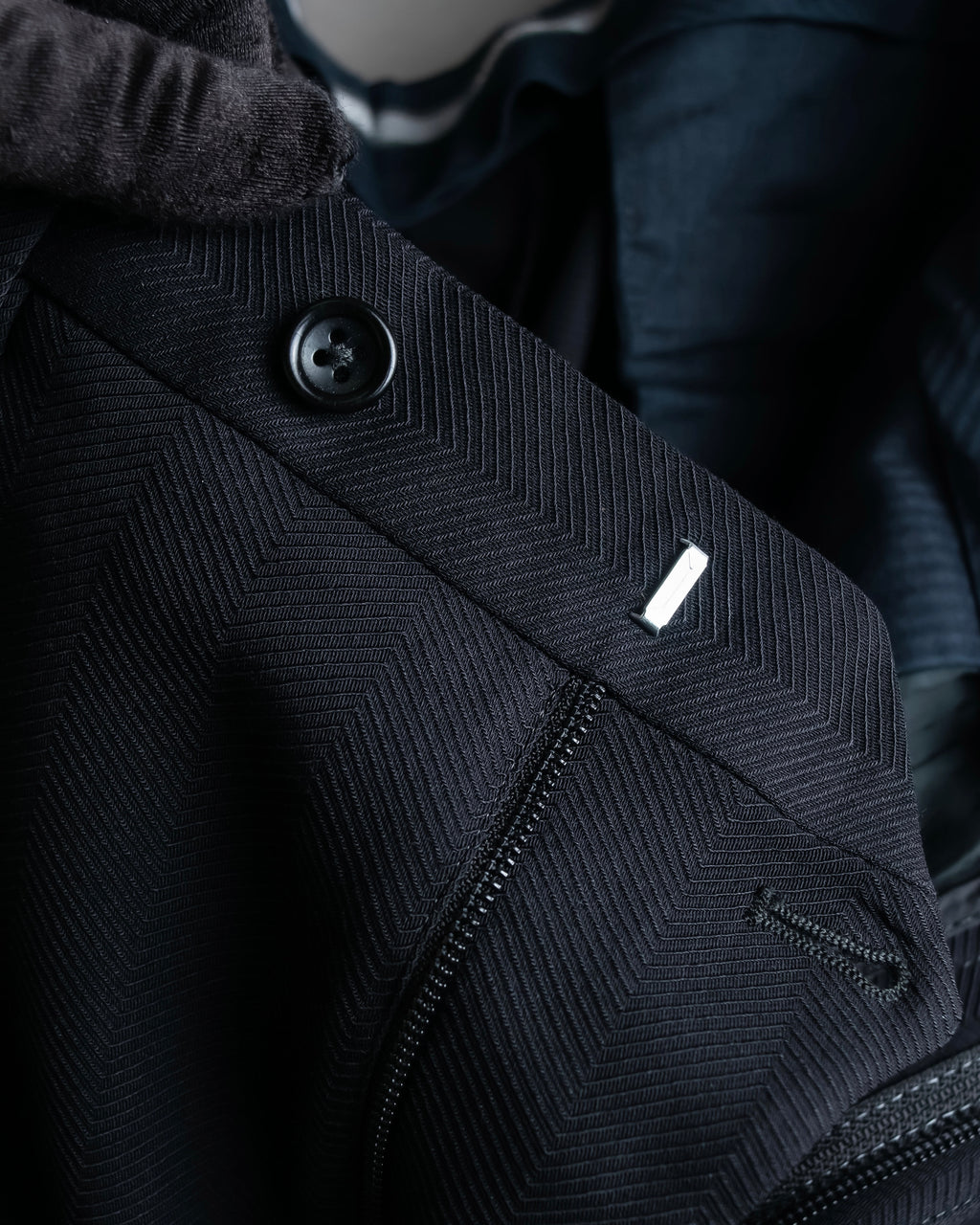 "ARMANI COLLEZIONI" Herringbone weave classical detail set up