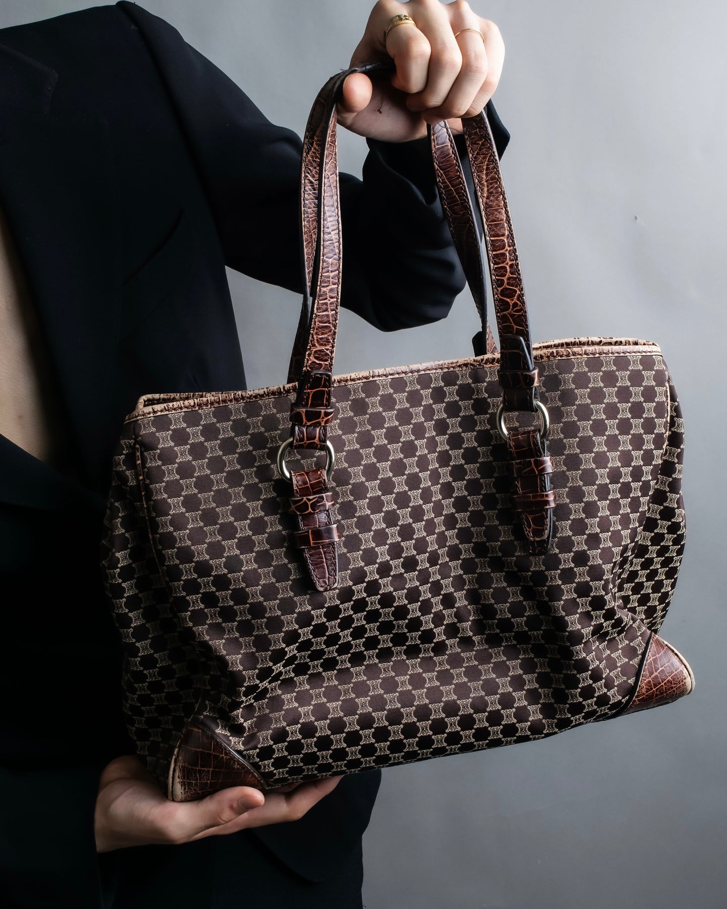 "CELINE" Macadam pattern crocodile switching one handle bag