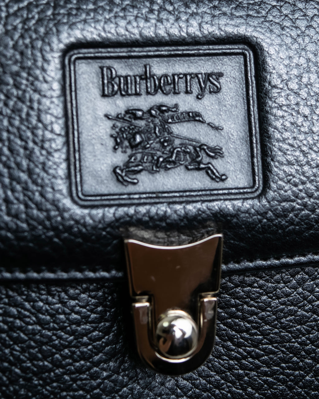 "BURBERRYS" Cylinder shaped leather one handle bag