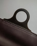 "Salvatore Ferragamo" Swivel crisp closure design leather one-handle bag