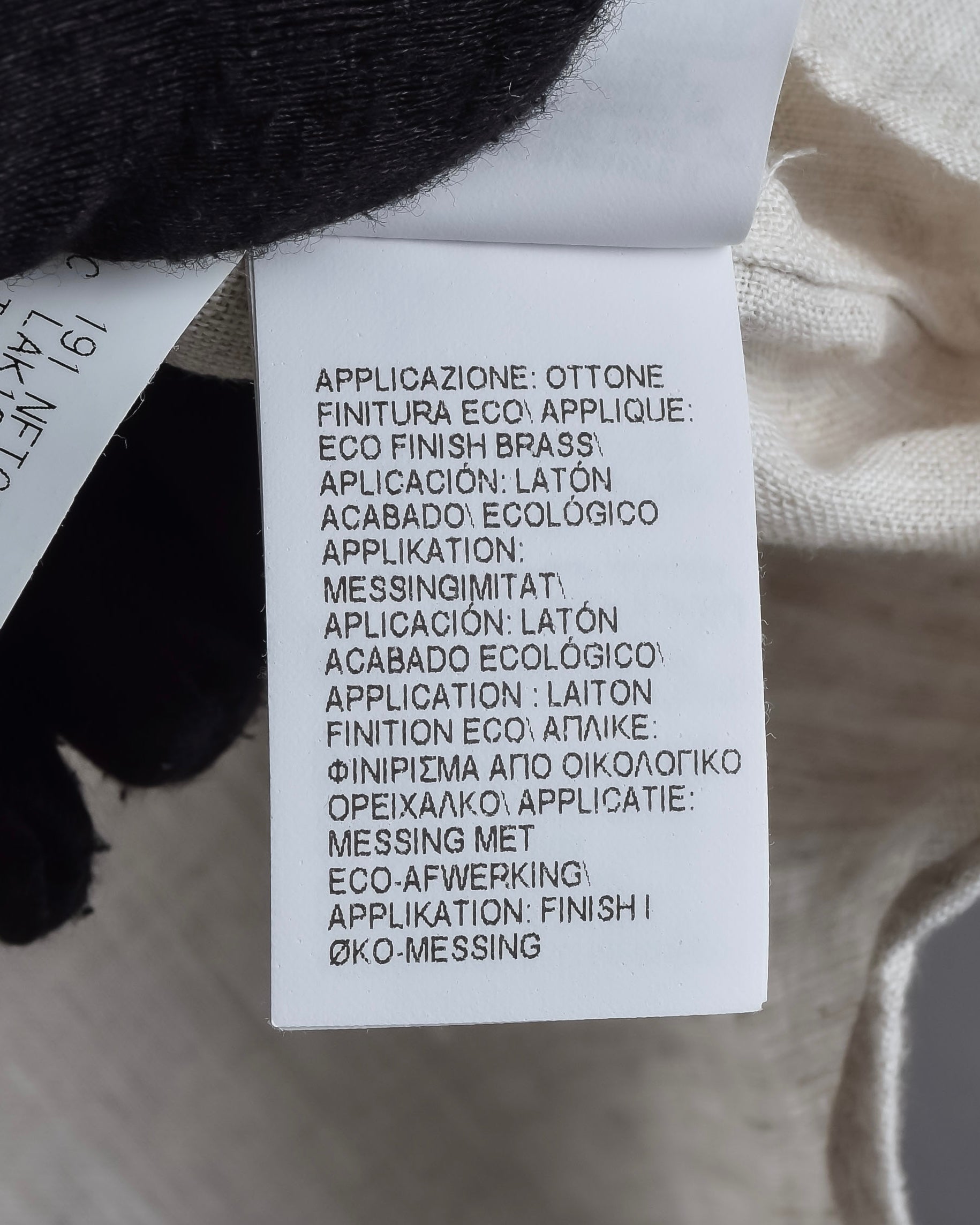 "BRUNELLO CUCINELLI" Contrast collar hidden placket linen shirt