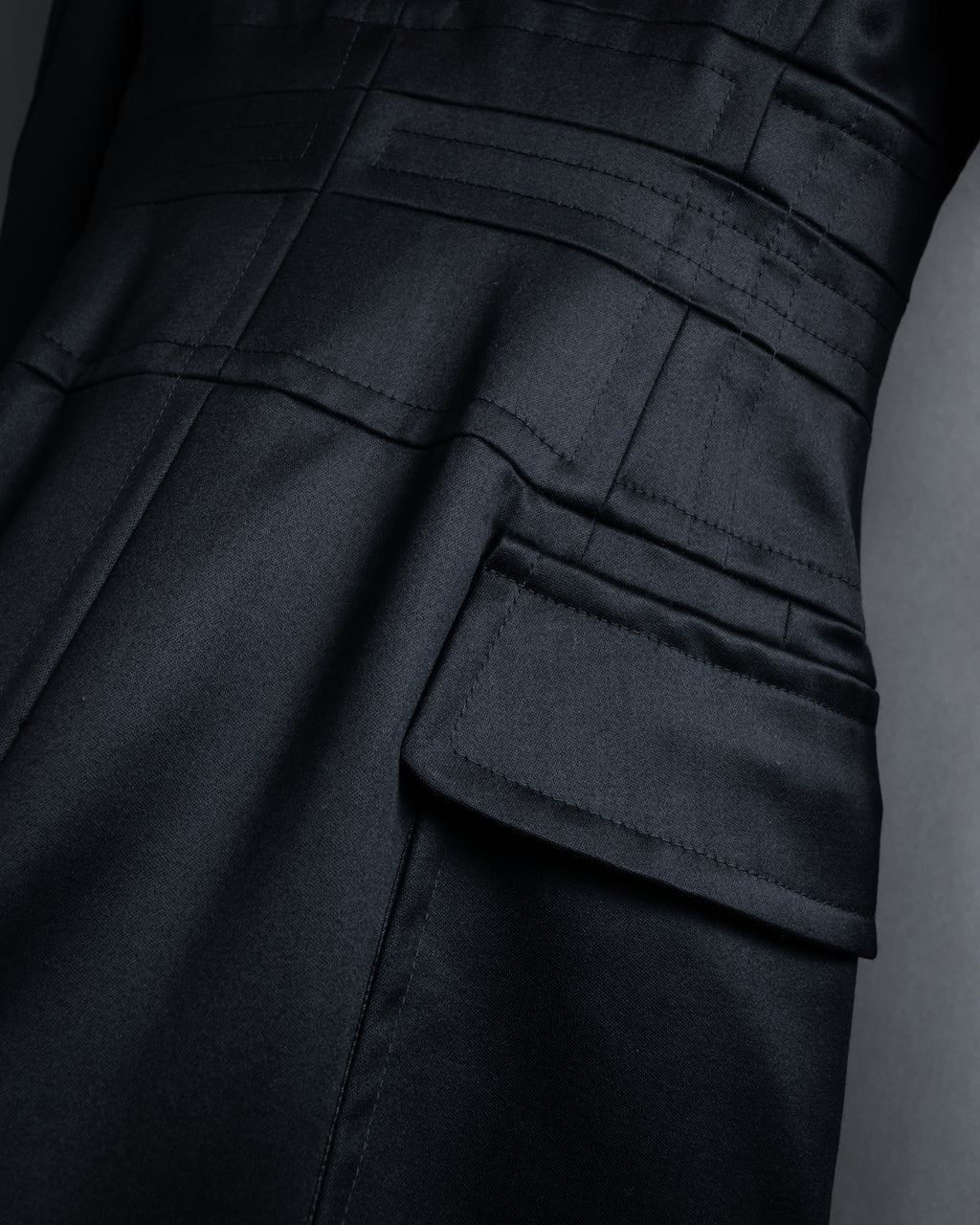 -SPECIAL- "YVES SAINT LAURENT rive gauche" 03 year Tom Ford period corset design long coat