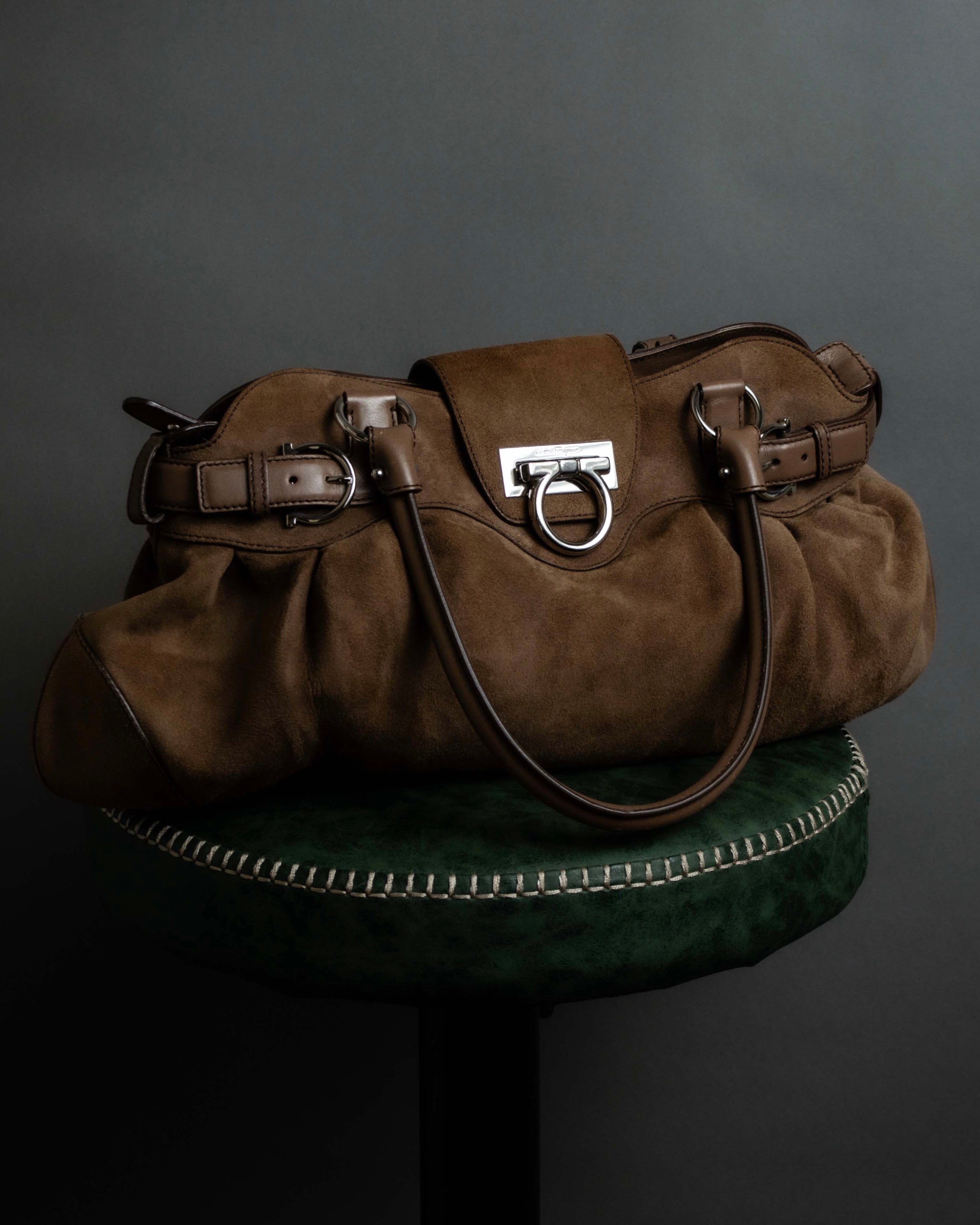 "Salvatore Ferragamo" Gathered form Gancini motif design suede hand bag