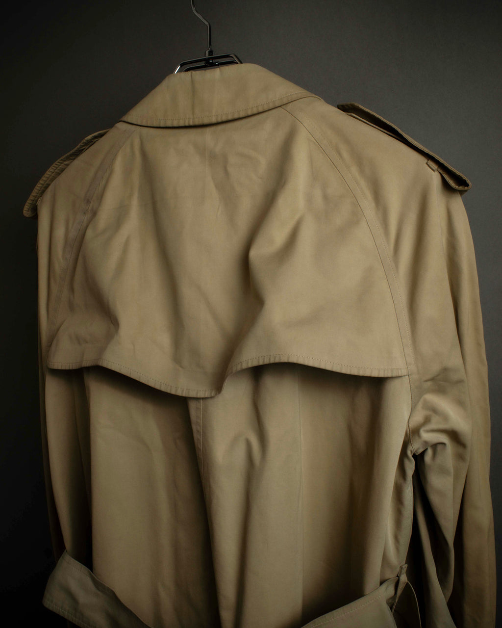 "BURBERRYS" Military detail single front stand collar coat