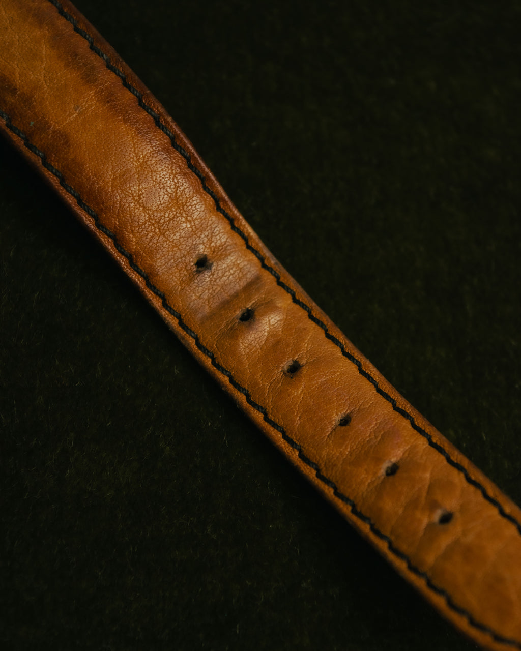 “FENDI” 80’s-90’s Rectangular quartz leather watch