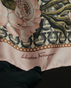 "Salvatore Ferragamo" 90's-00's Elegant floral silk scarf
