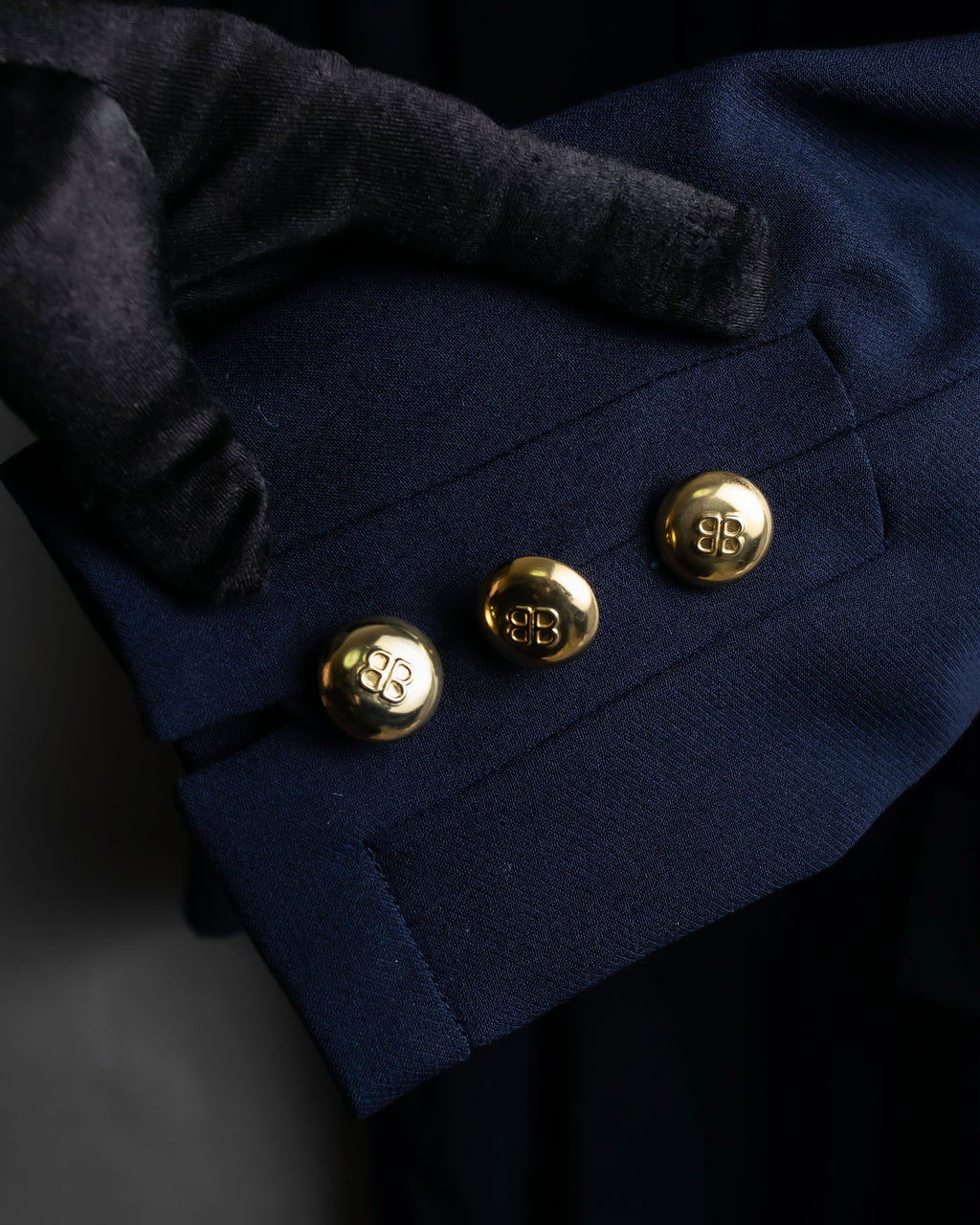 "BALENCIAGA" Gold button design navy color dress