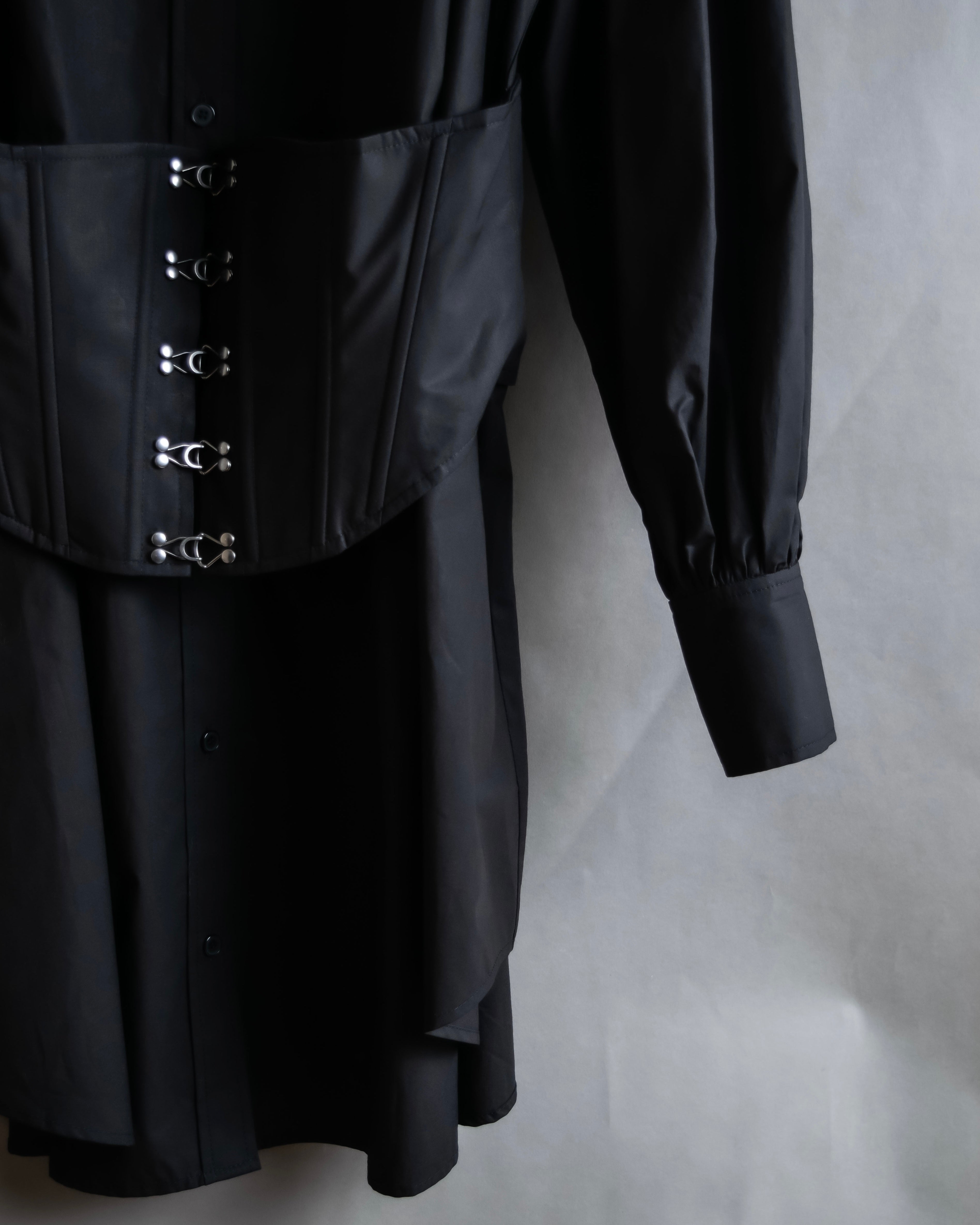 "KIMHĒKIM" Bondage corset belt design shirt dress