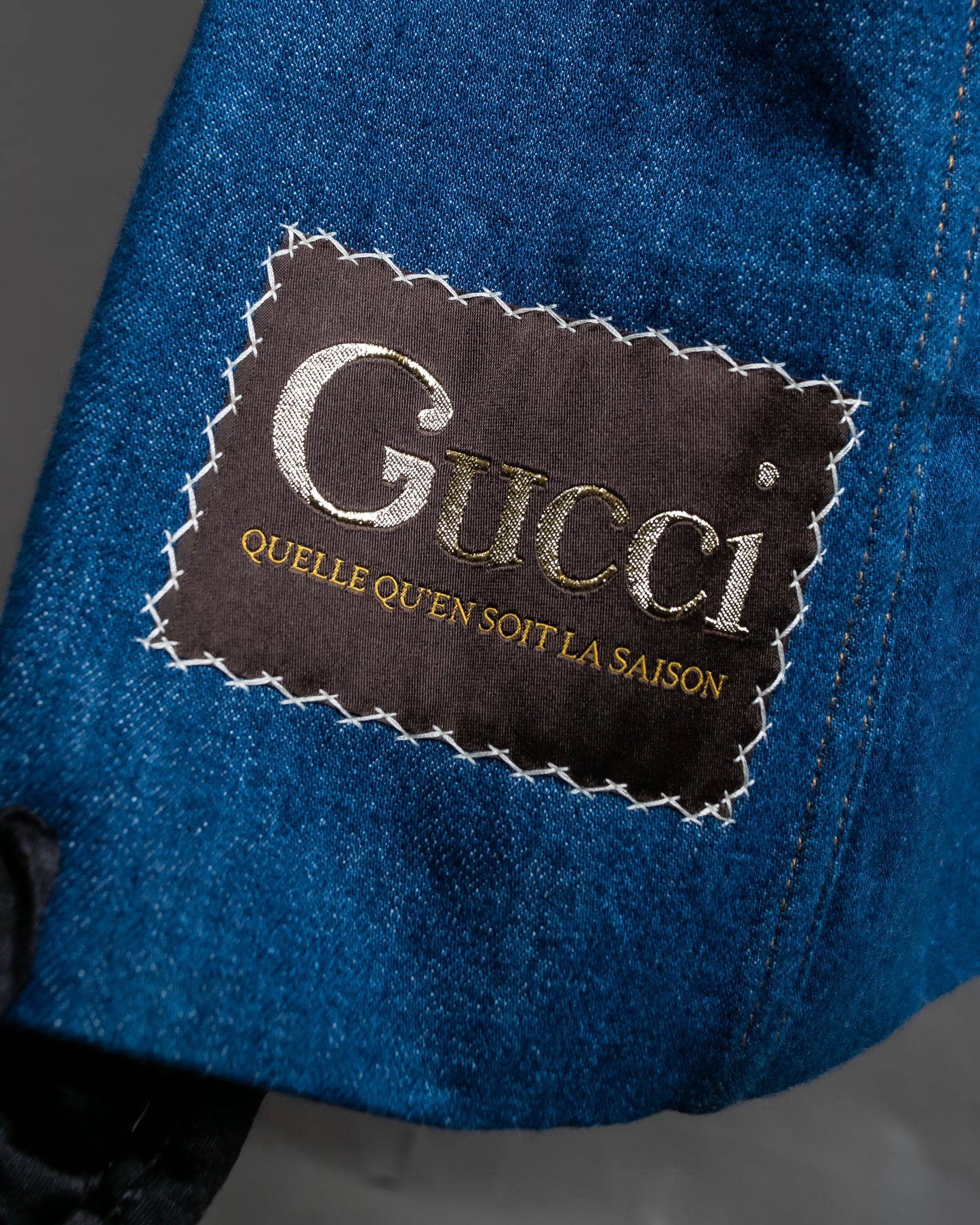 "GUCCI" Logo lapel design one wash flare denim