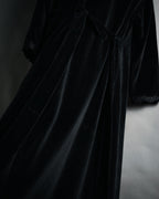 –SPECIAL– “Christian Dior”
80’s-90’s Velour lace trimmed robe coat