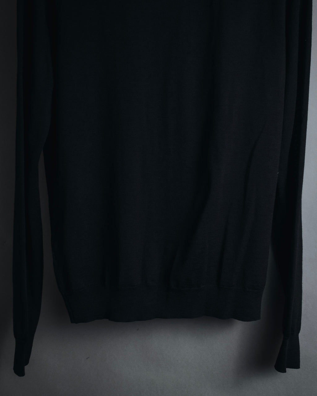 "JIL SANDER" 10’s minimalist satin covered buttons
wool cardigan