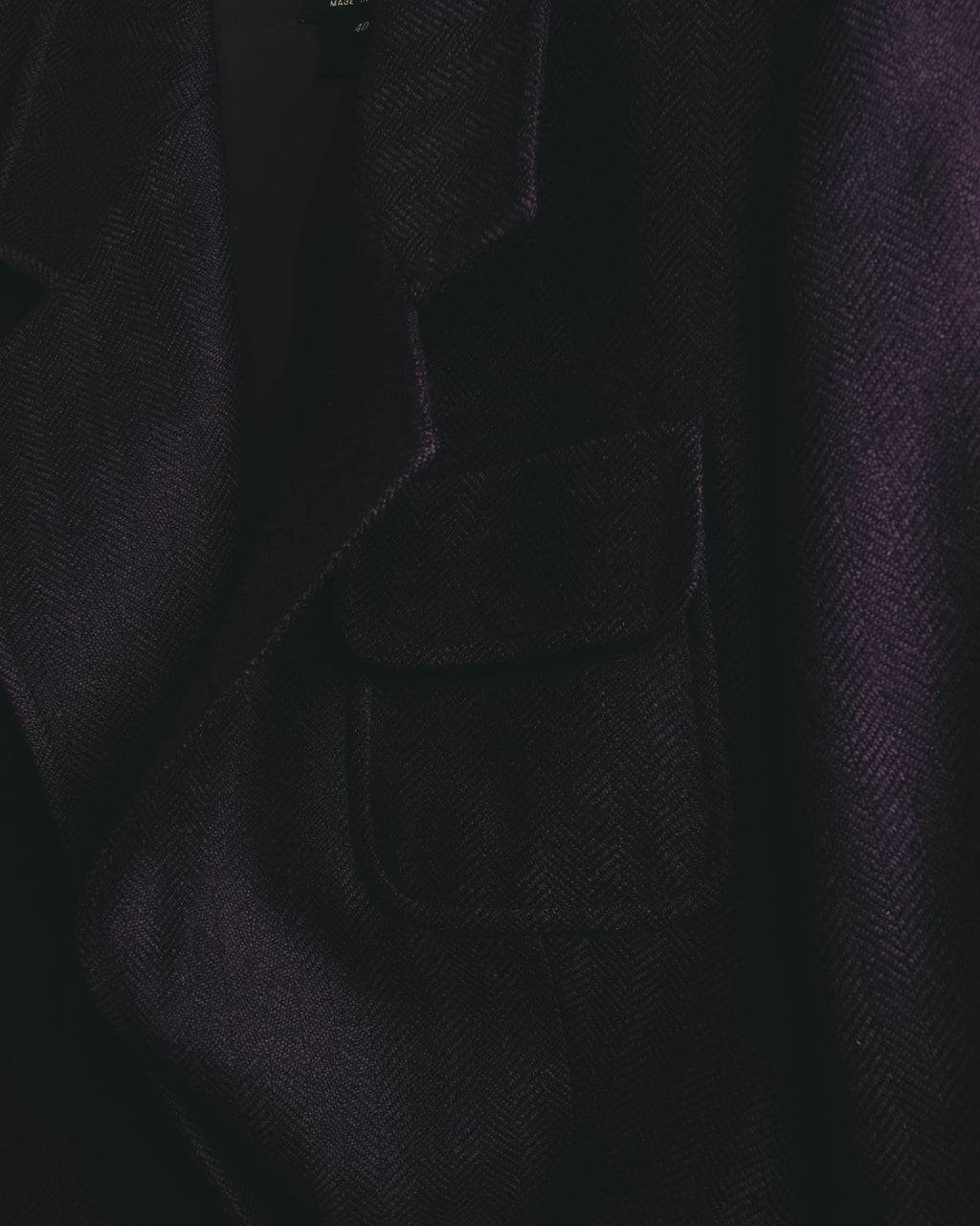 –SPECIAL– “GUCCI” 80’s-90’s Sculptural tailored blazer with gold buttons
