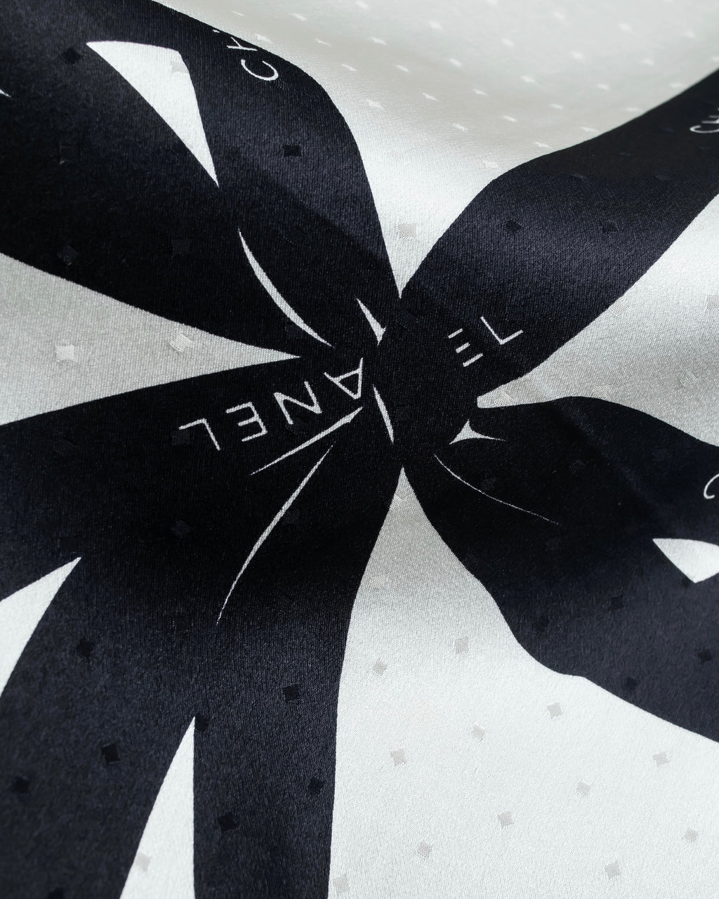 "CHANEL" Logo engraved ribbon motif design large scarf