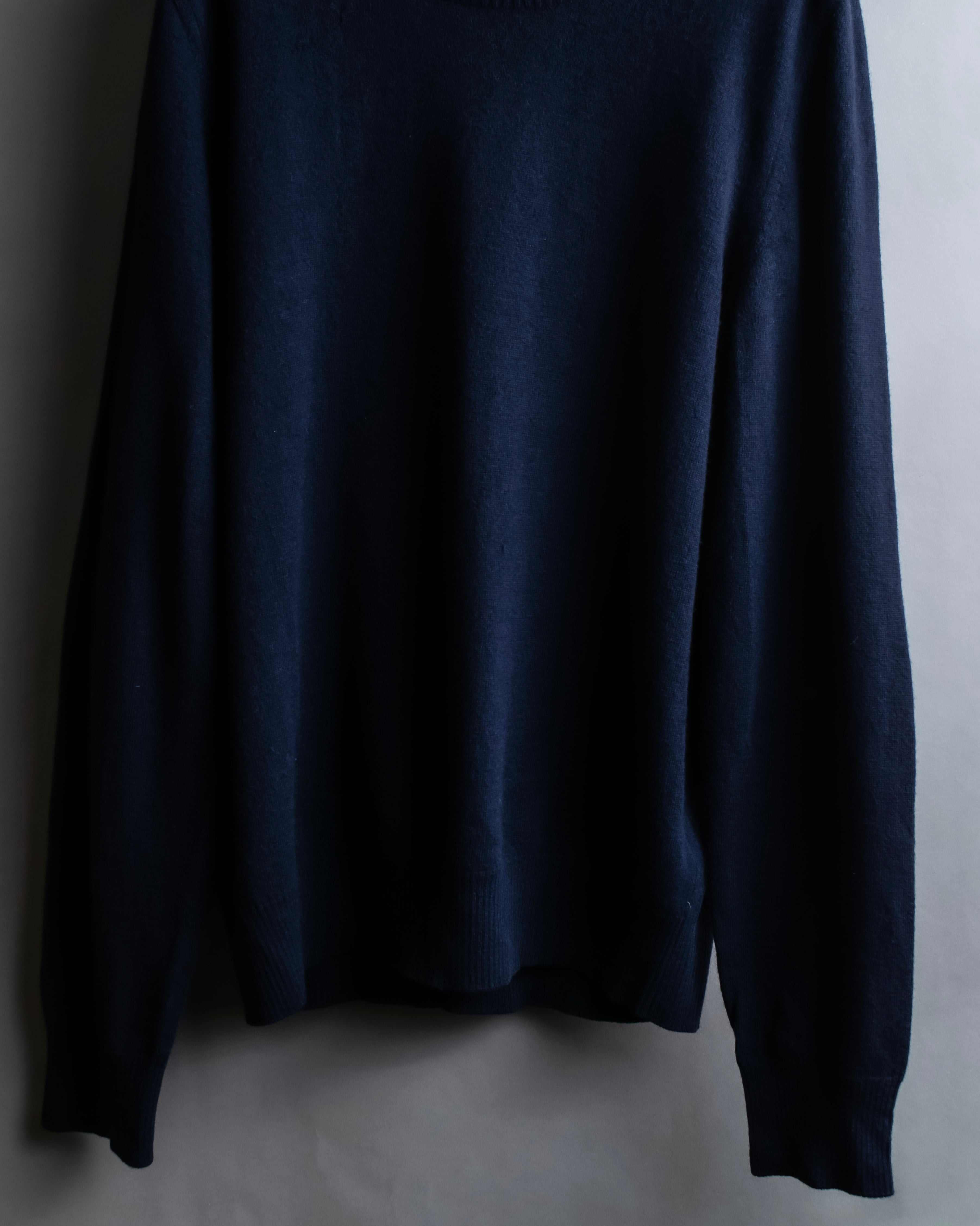 "MAISON MARGIELA" 16AW elbow patch design navy color knit
