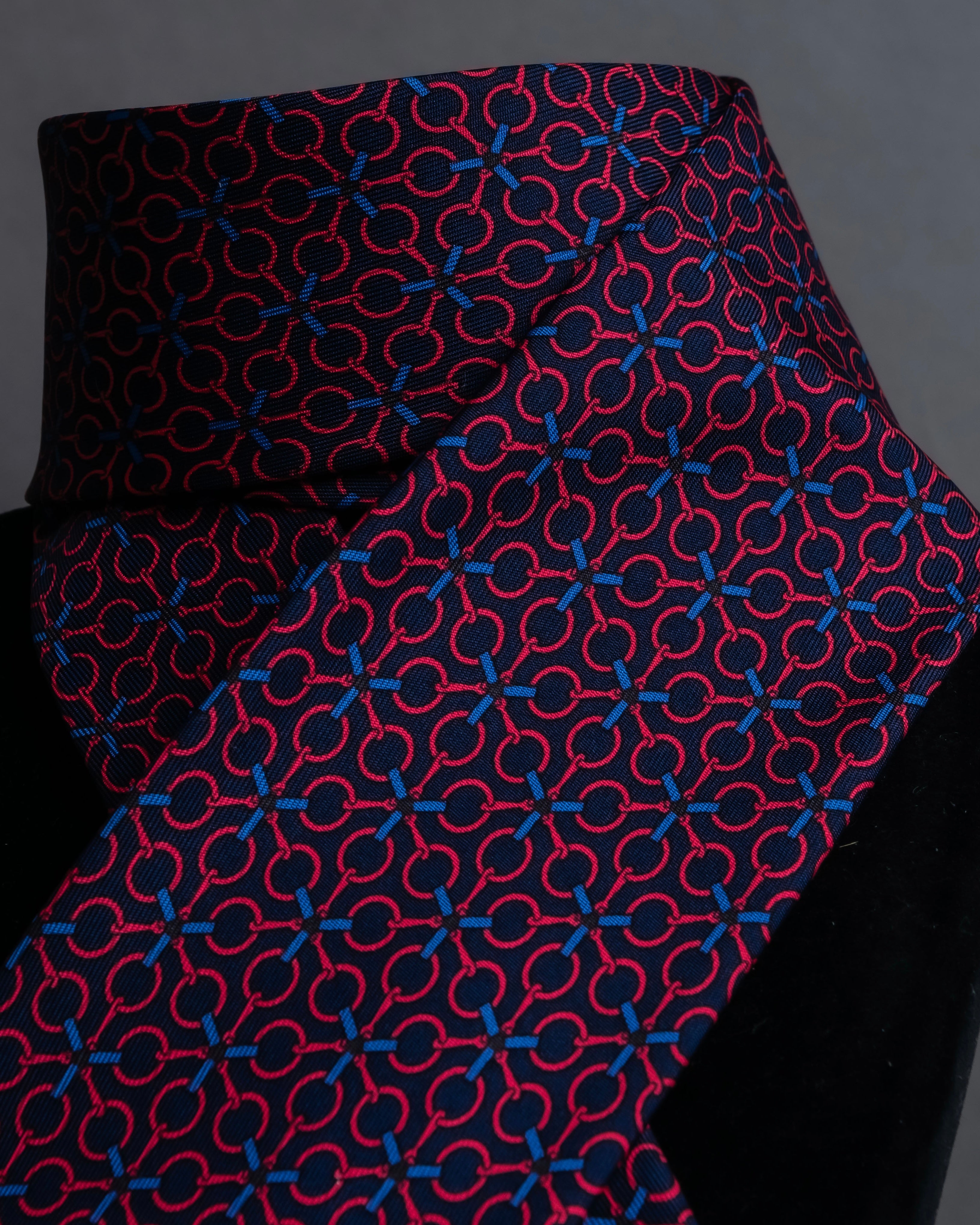 "HERMES" Geometric pattern silk necktie