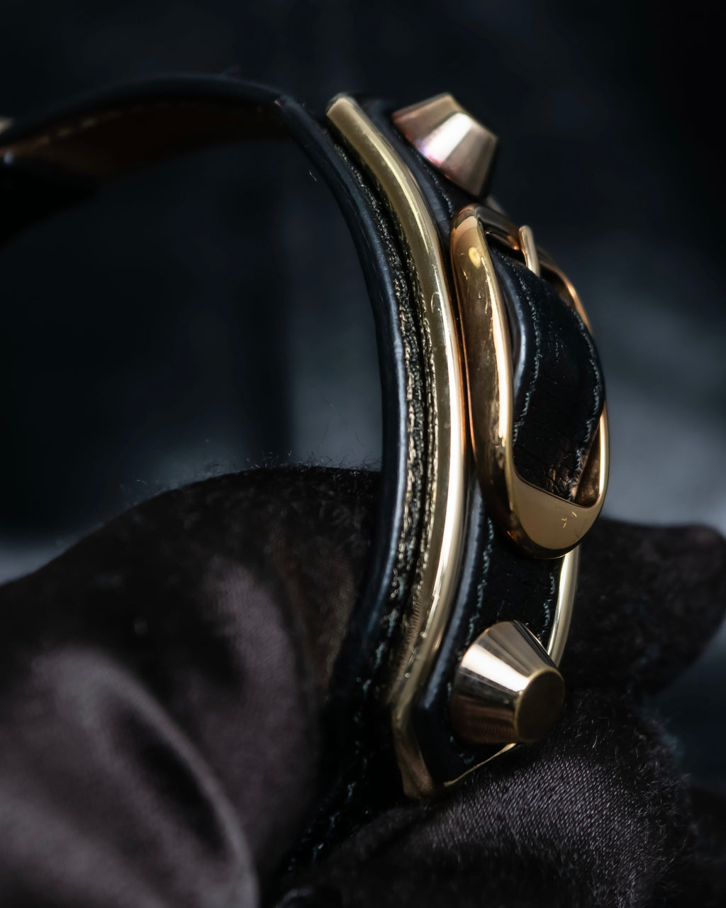 "BALENCIAGA" 3 layer  buckle design leather bracelet