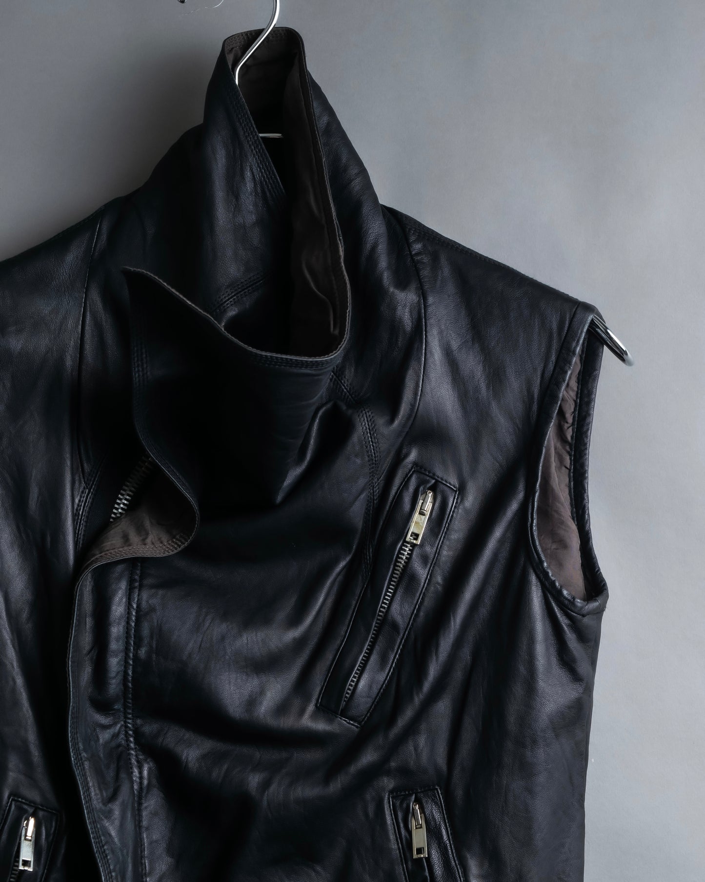 "Rick Owens" 100% lamb leather high neck sleeveless jacket