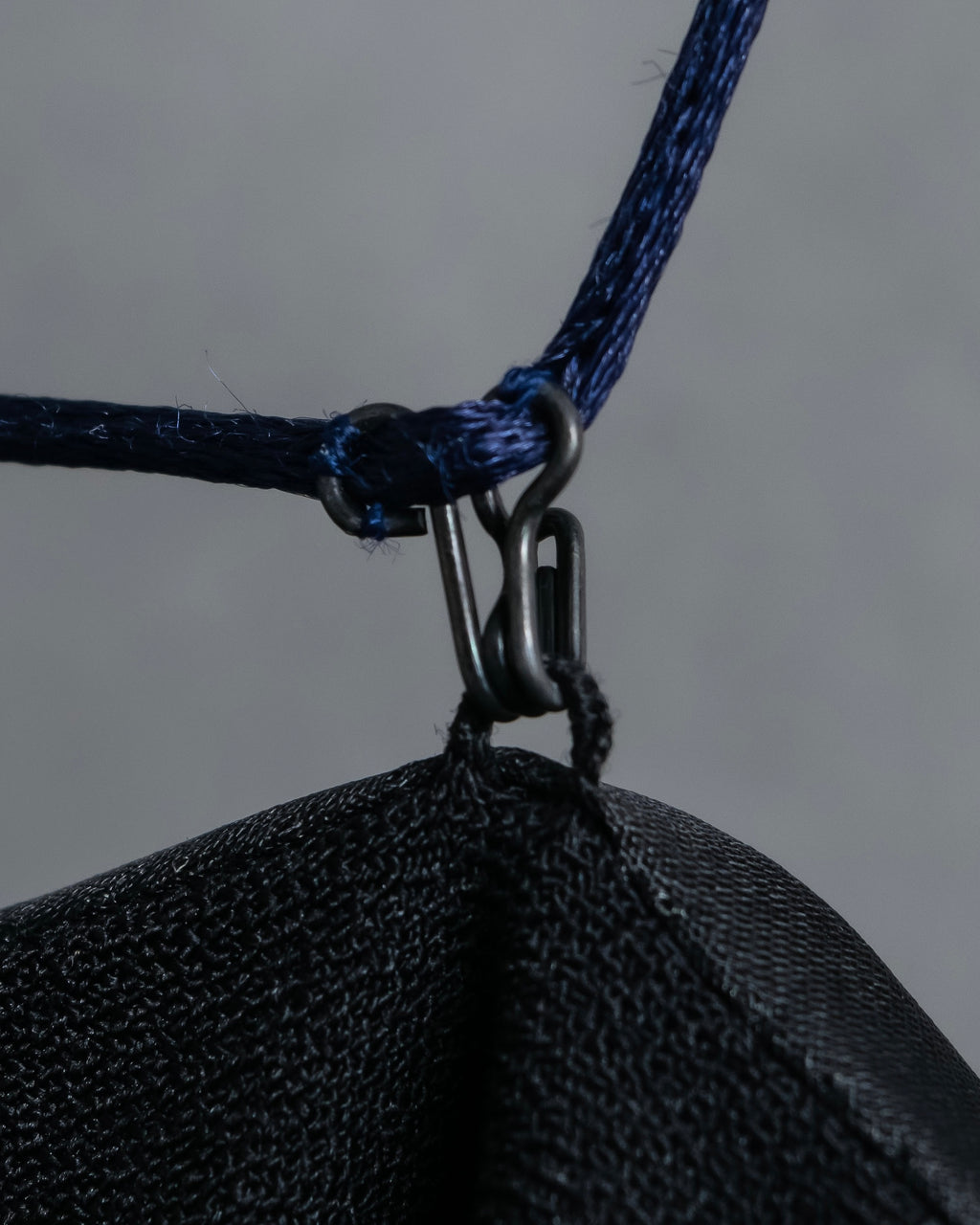 "BALENCIAGA" Piping material switching camisole