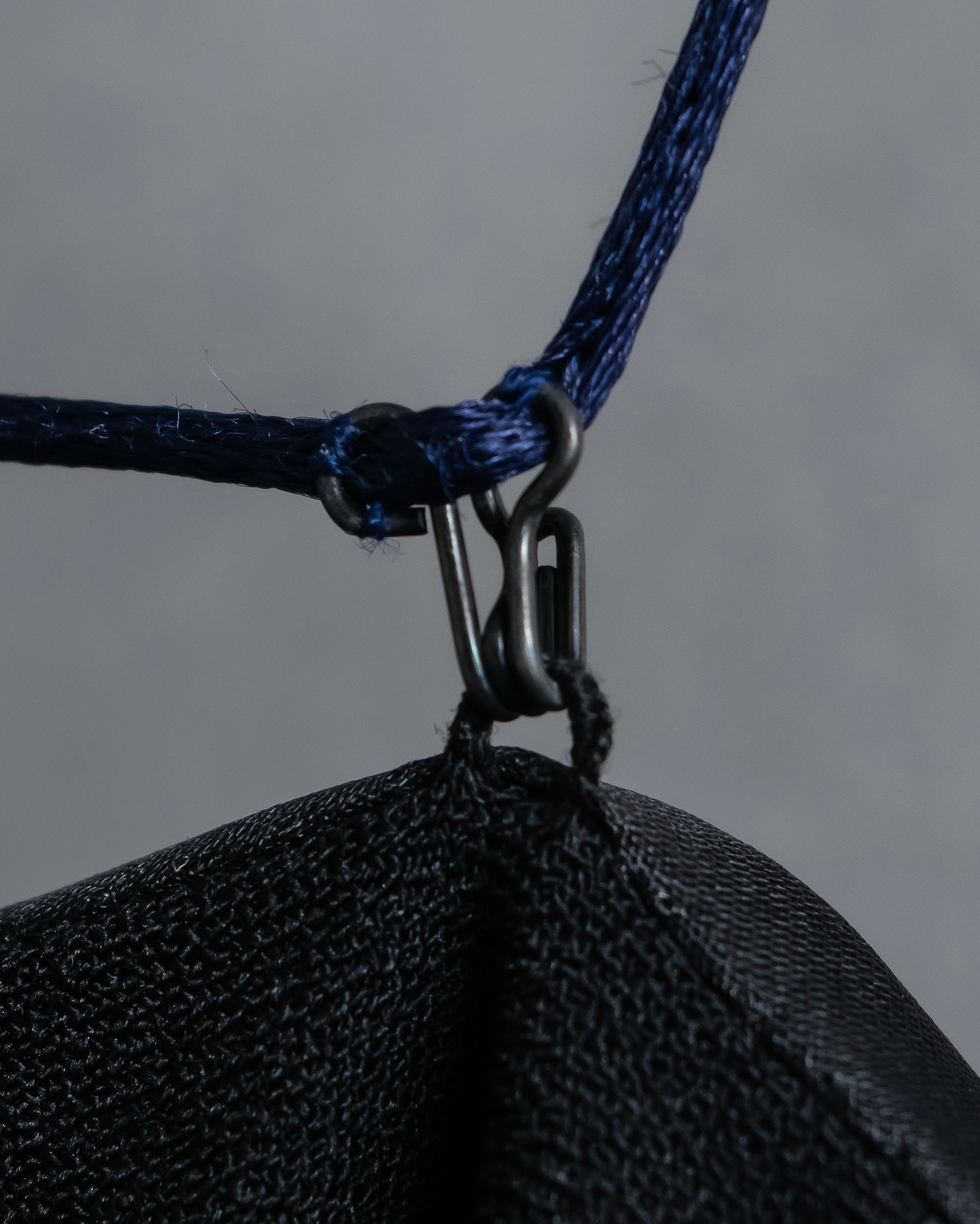 "BALENCIAGA" Piping material switching camisole