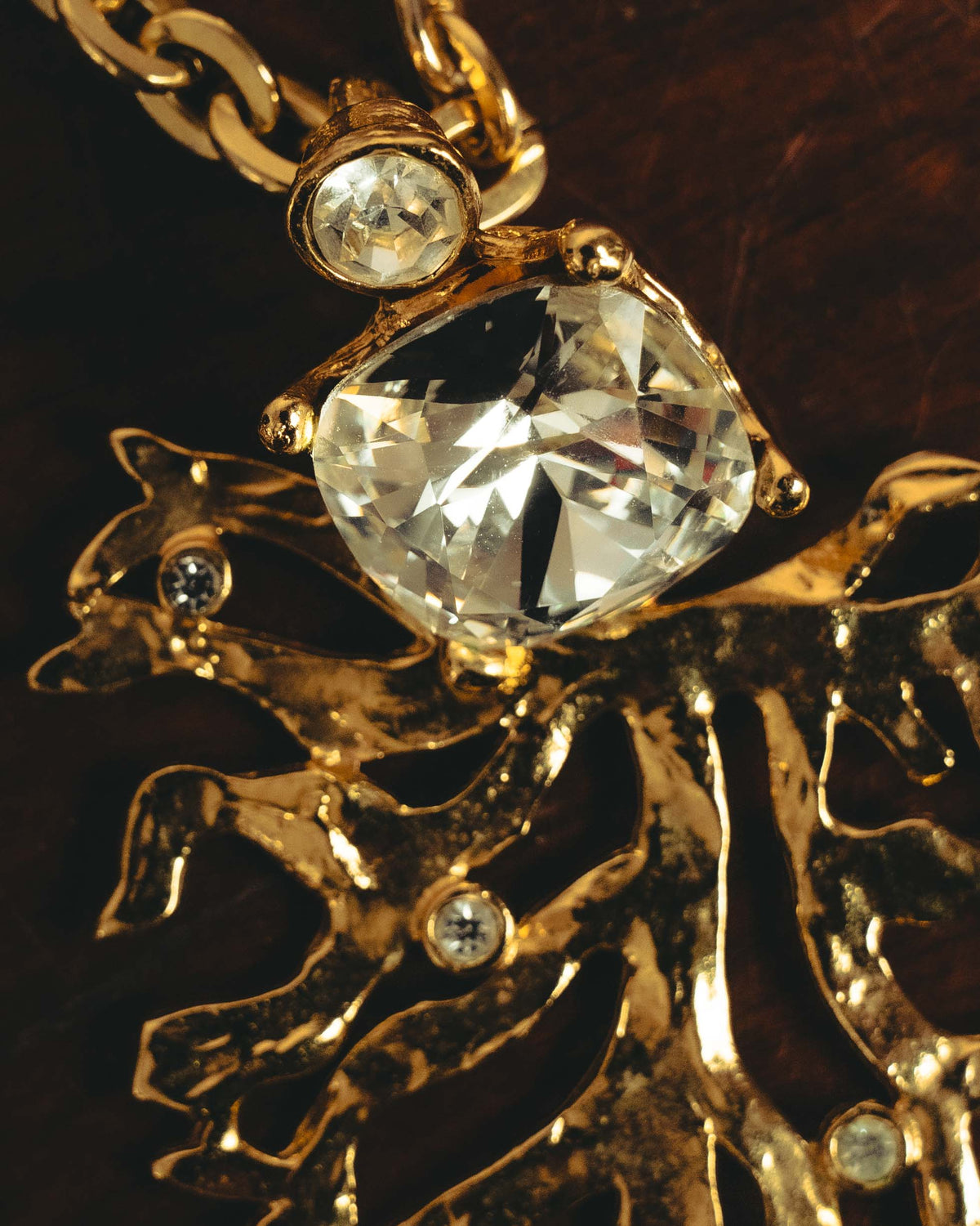-SPECIAL- "Yves Saint Laurent" 90's-00's Sculptural coral motif crystal pendant necklace