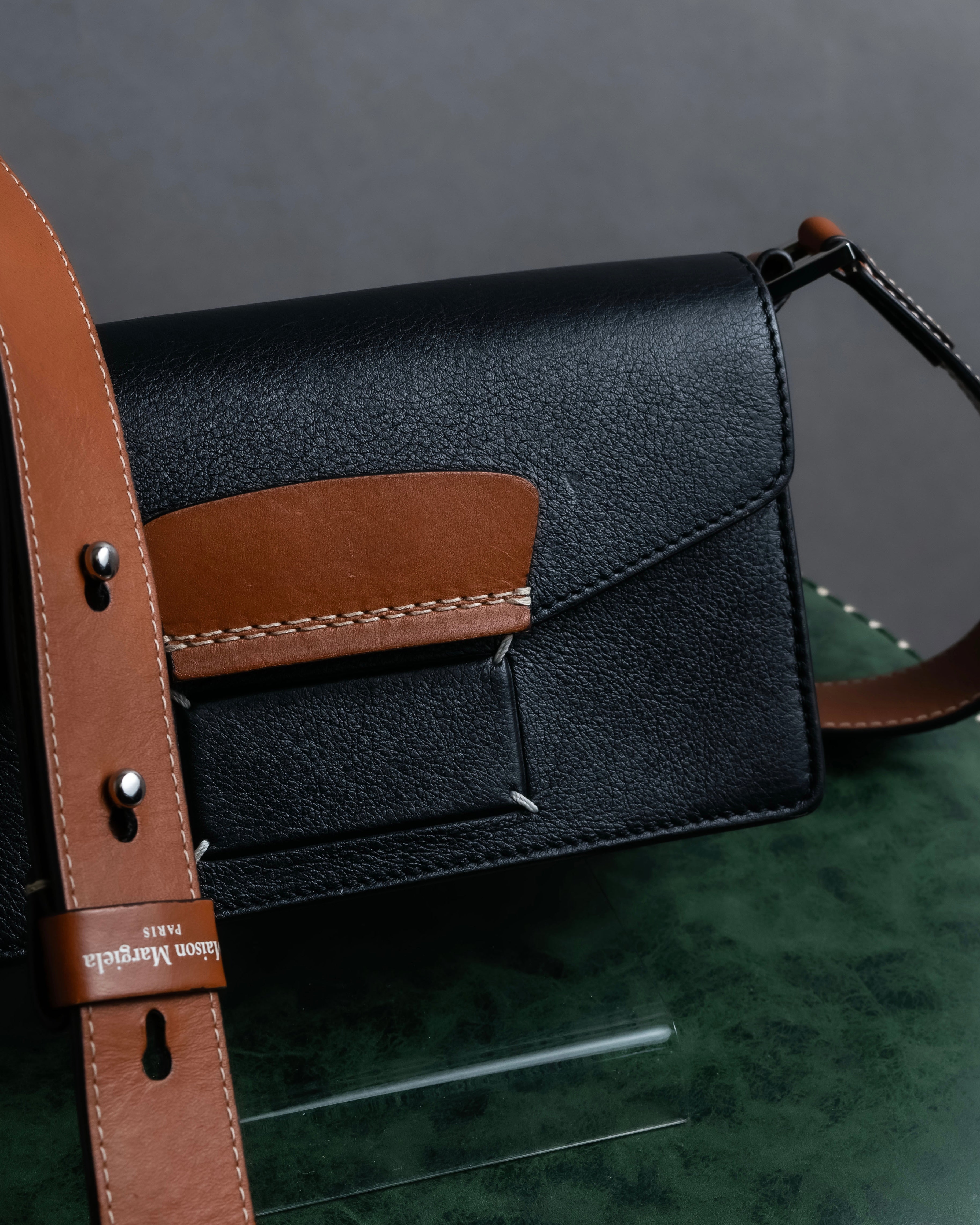 "MAISON MARGIELA" 24SS Memories of camera bag