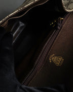 "GUCCI" 1970-80's Clasp design GG logo pattern shoulder bag