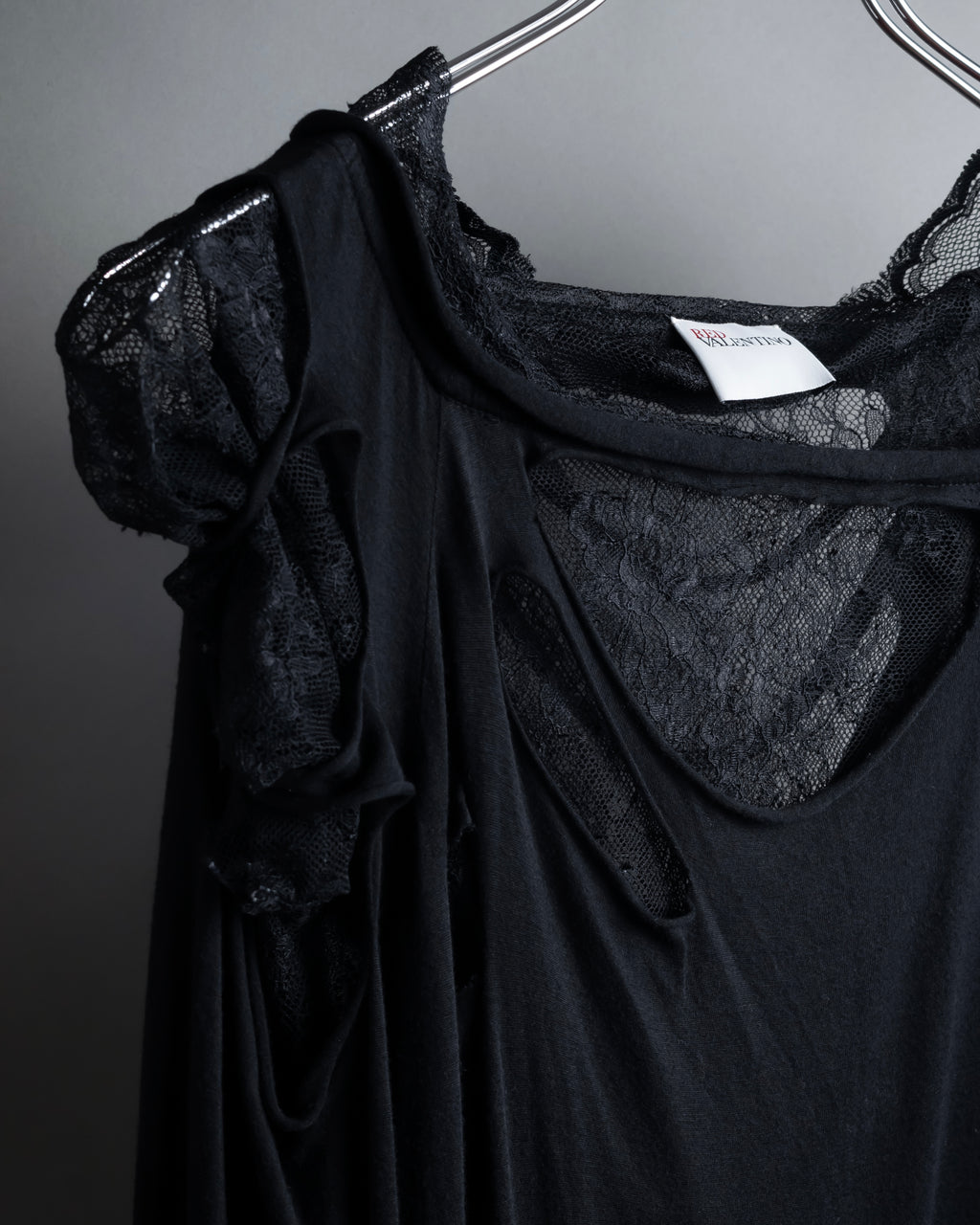 "RED VALENTINO" Distressed tulle skirt docking long pullover