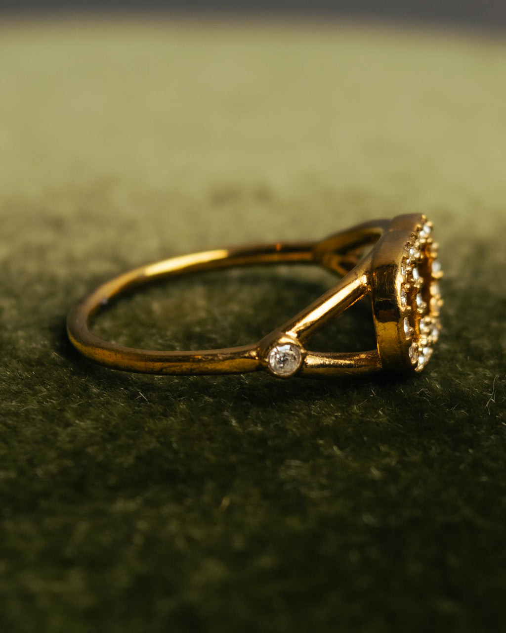 "Christian Dior" 00's-10's Sparkling rhinestone logo ring