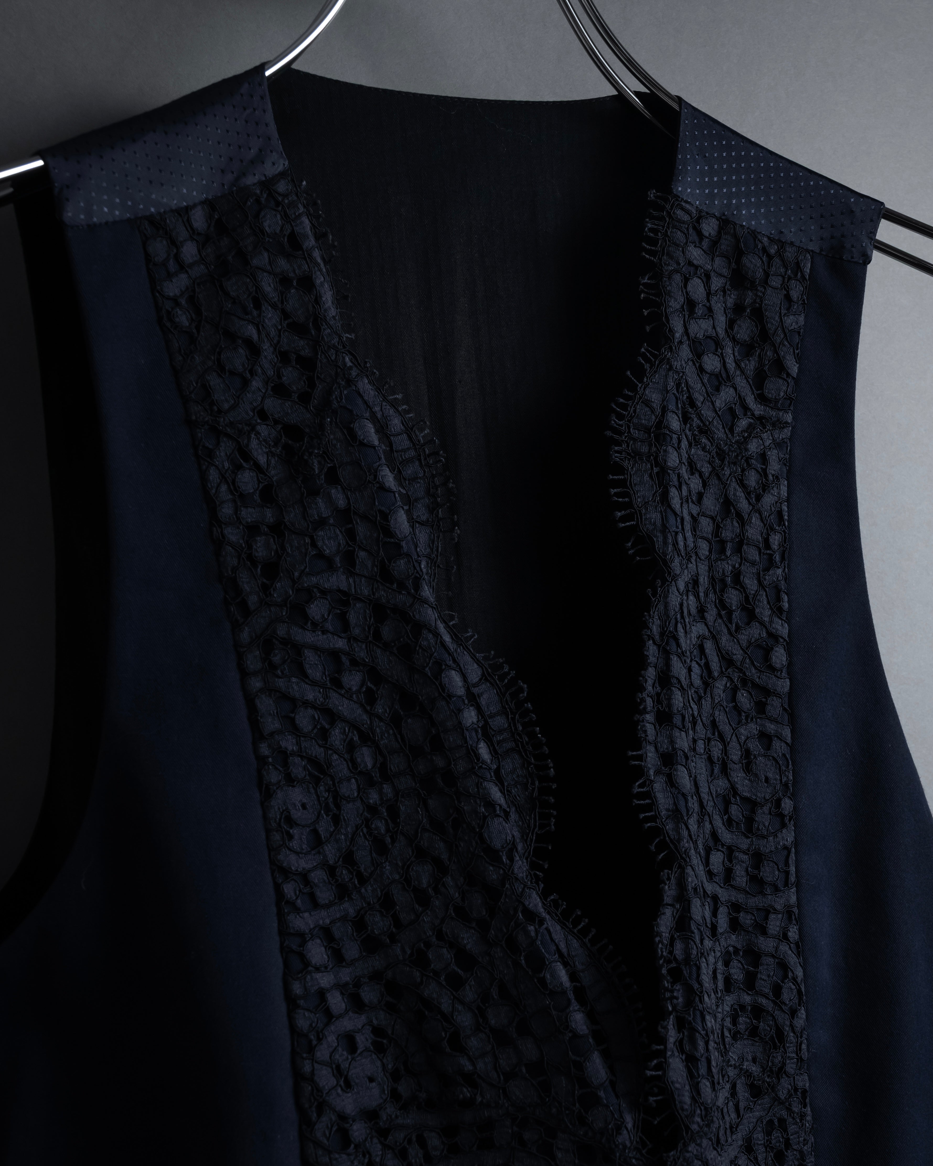 "JEAN PAUL GAULTIER" 90's Geometric lace design tailored vest